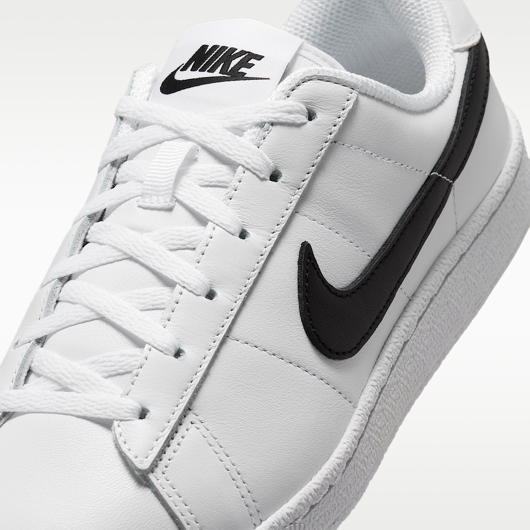 Nike Tennis Classic