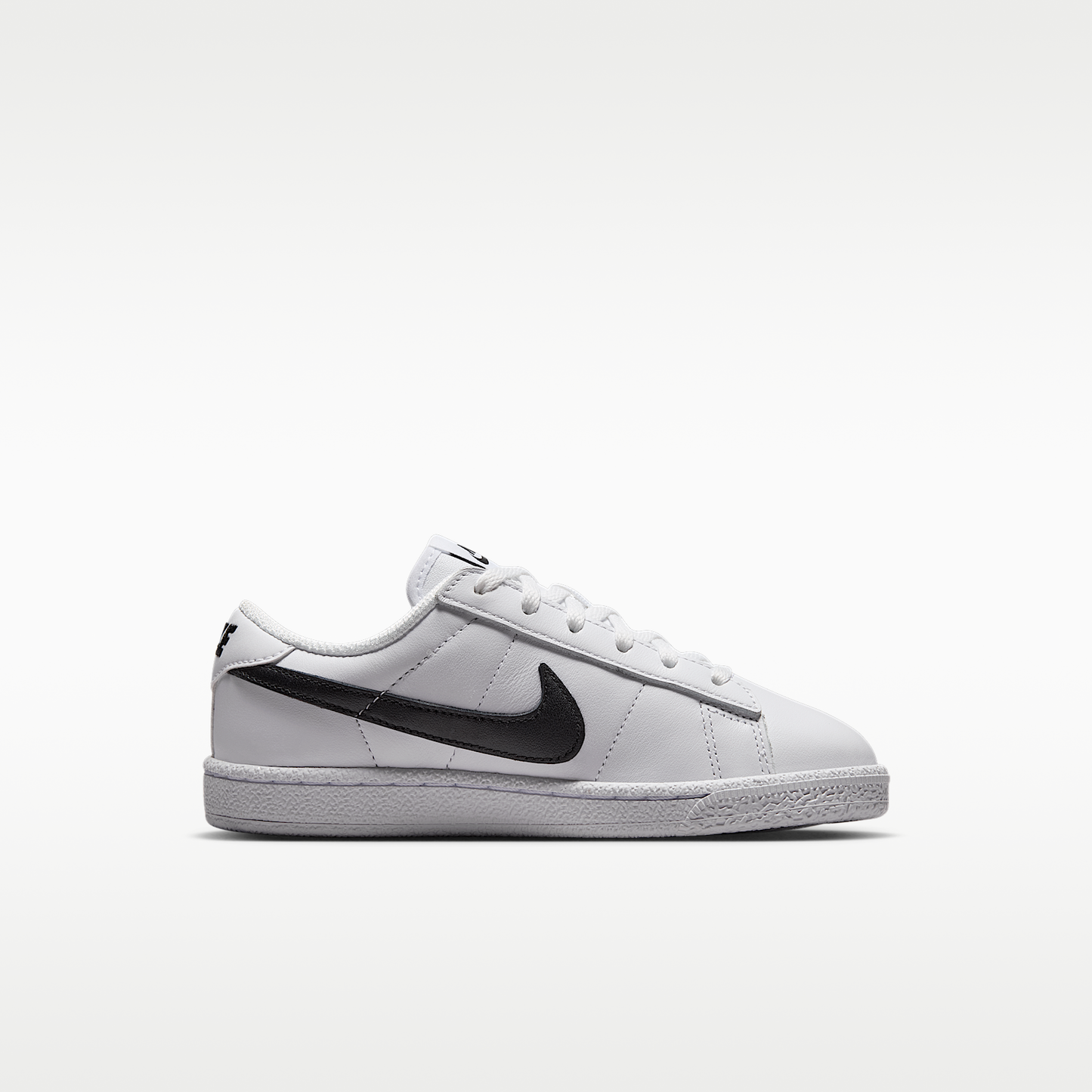 Nike Tennis Classic