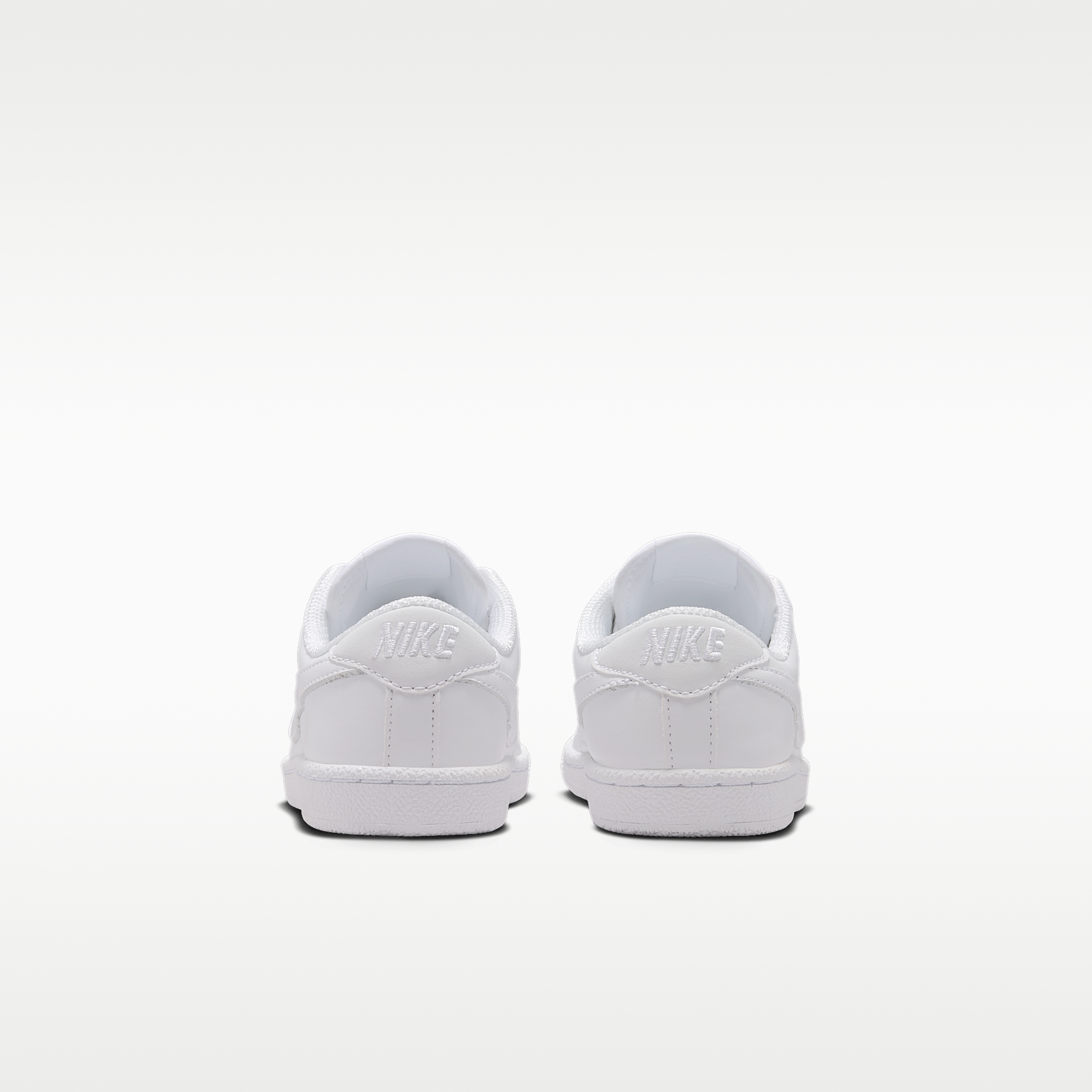 Nike Tennis Classic