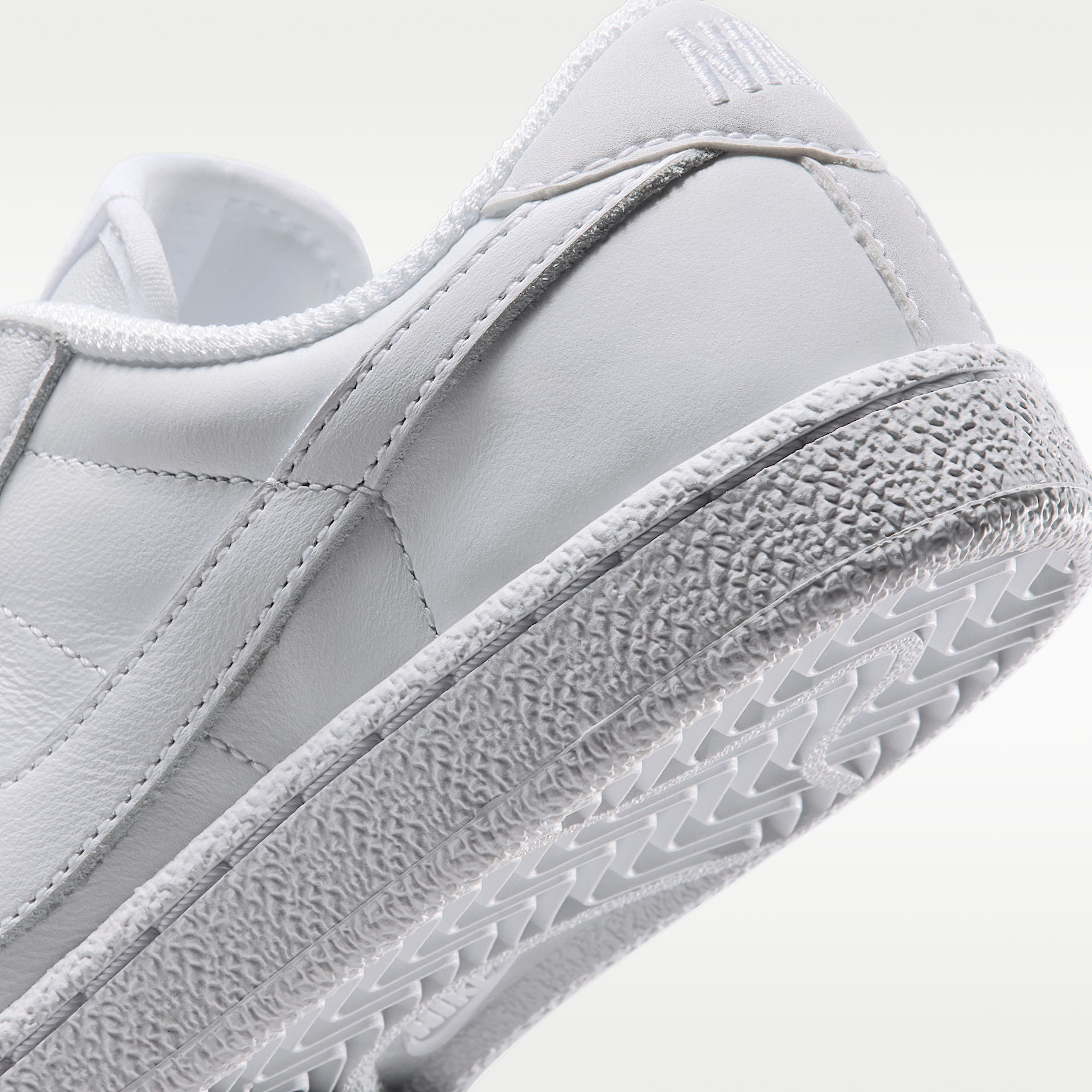 Nike Tennis Classic