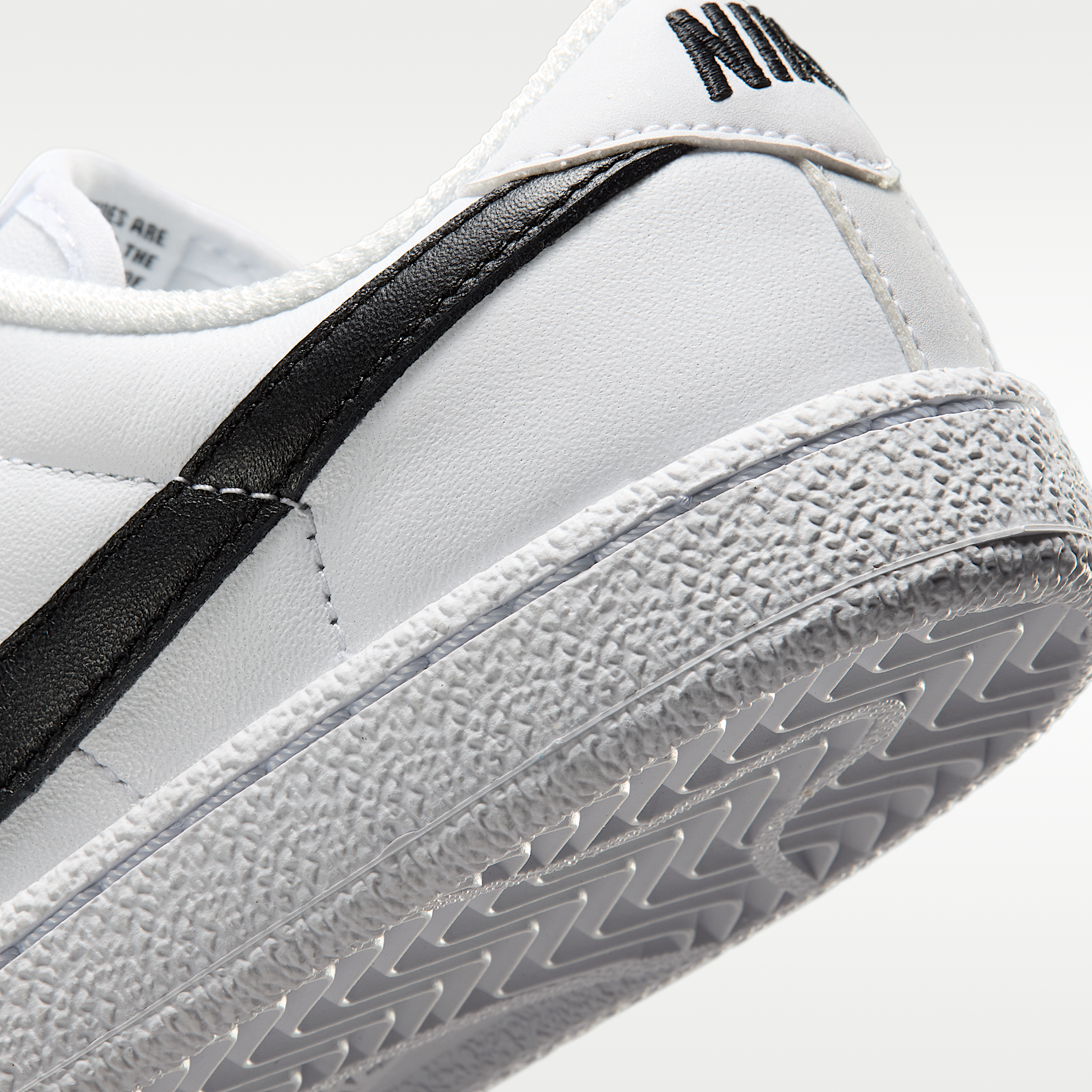 Nike Tennis Classic