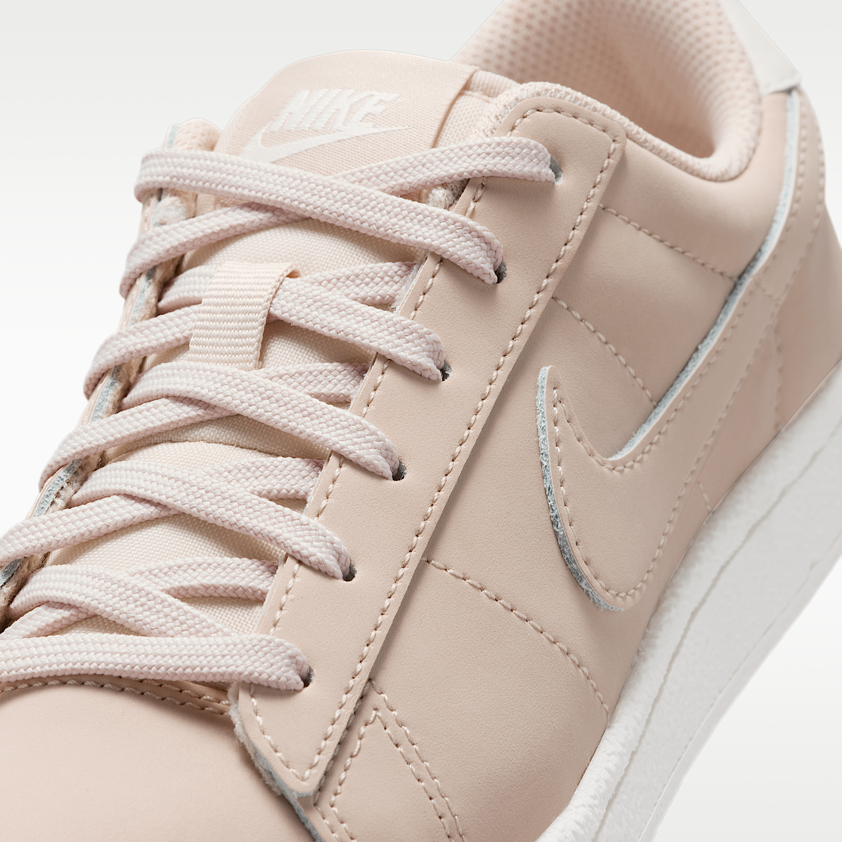 Nike Tennis Classic NB