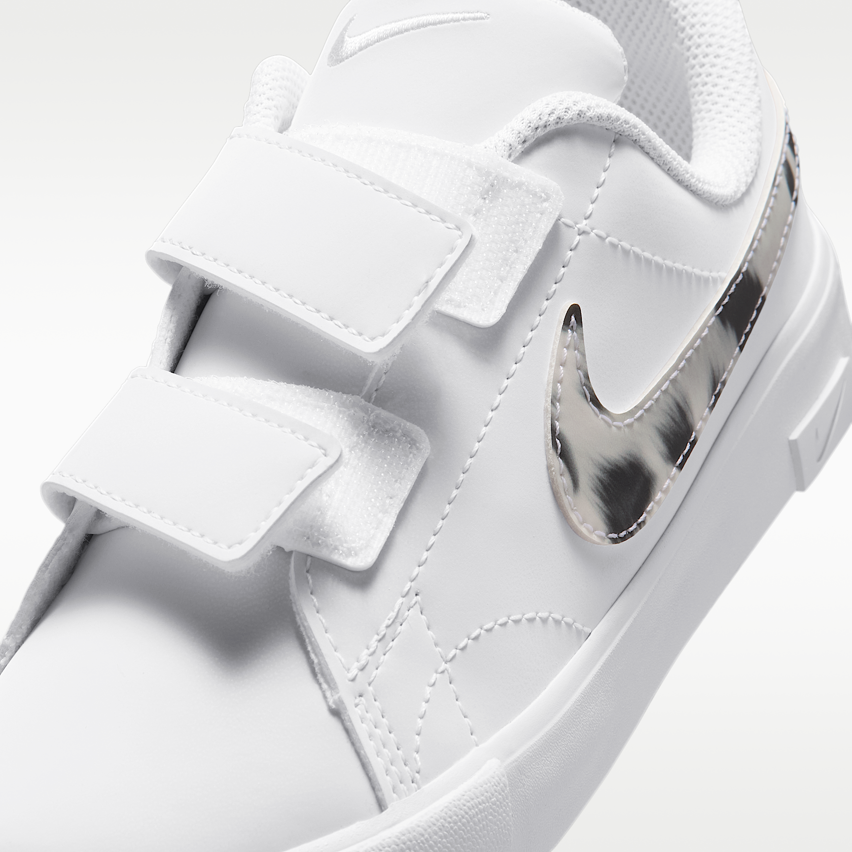 Nike Tennis Essential