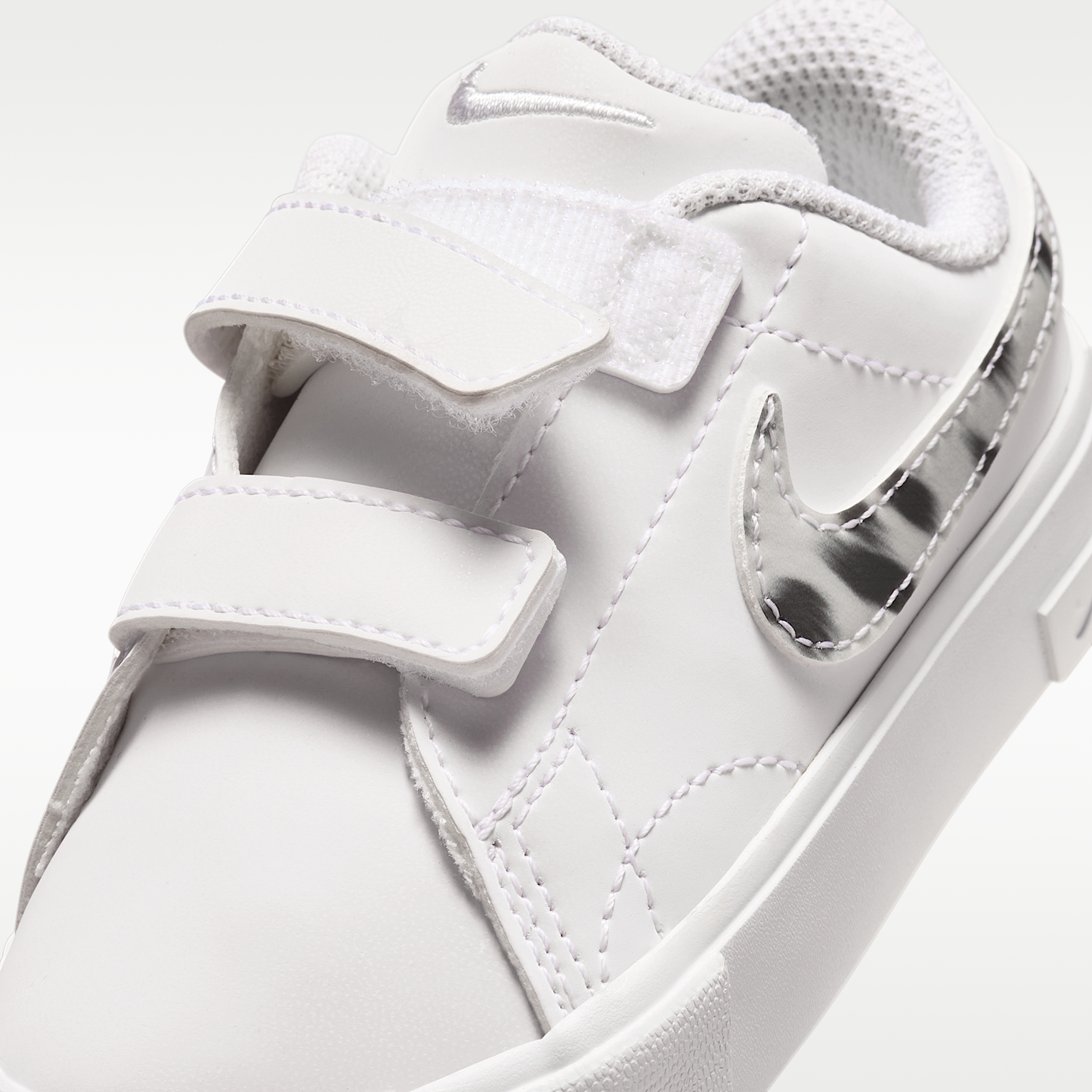 Nike Tennis Essential