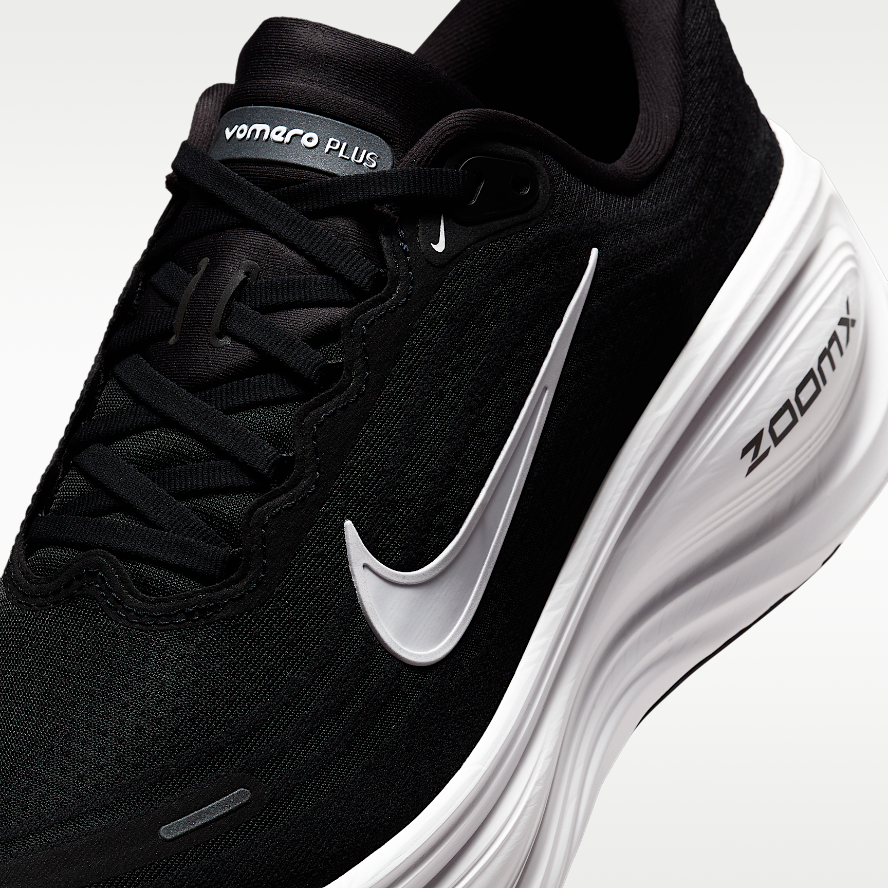 Nike Vomero Plus