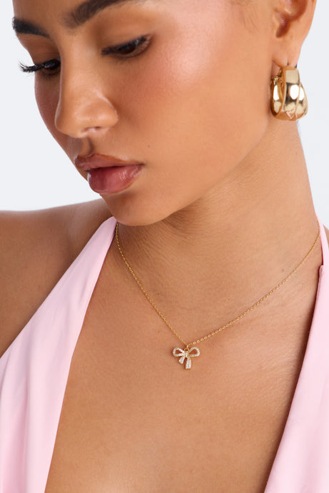 Darling Knot Pendant Necklace - Gold