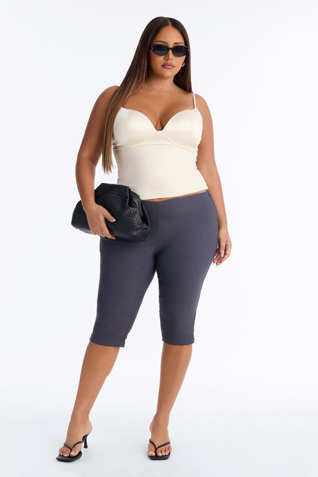 Luna Low Rise Skinny Capri Pant