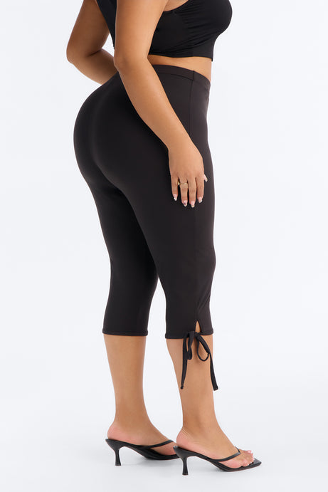 Scout Low Rise Side Tie Capri Leggings