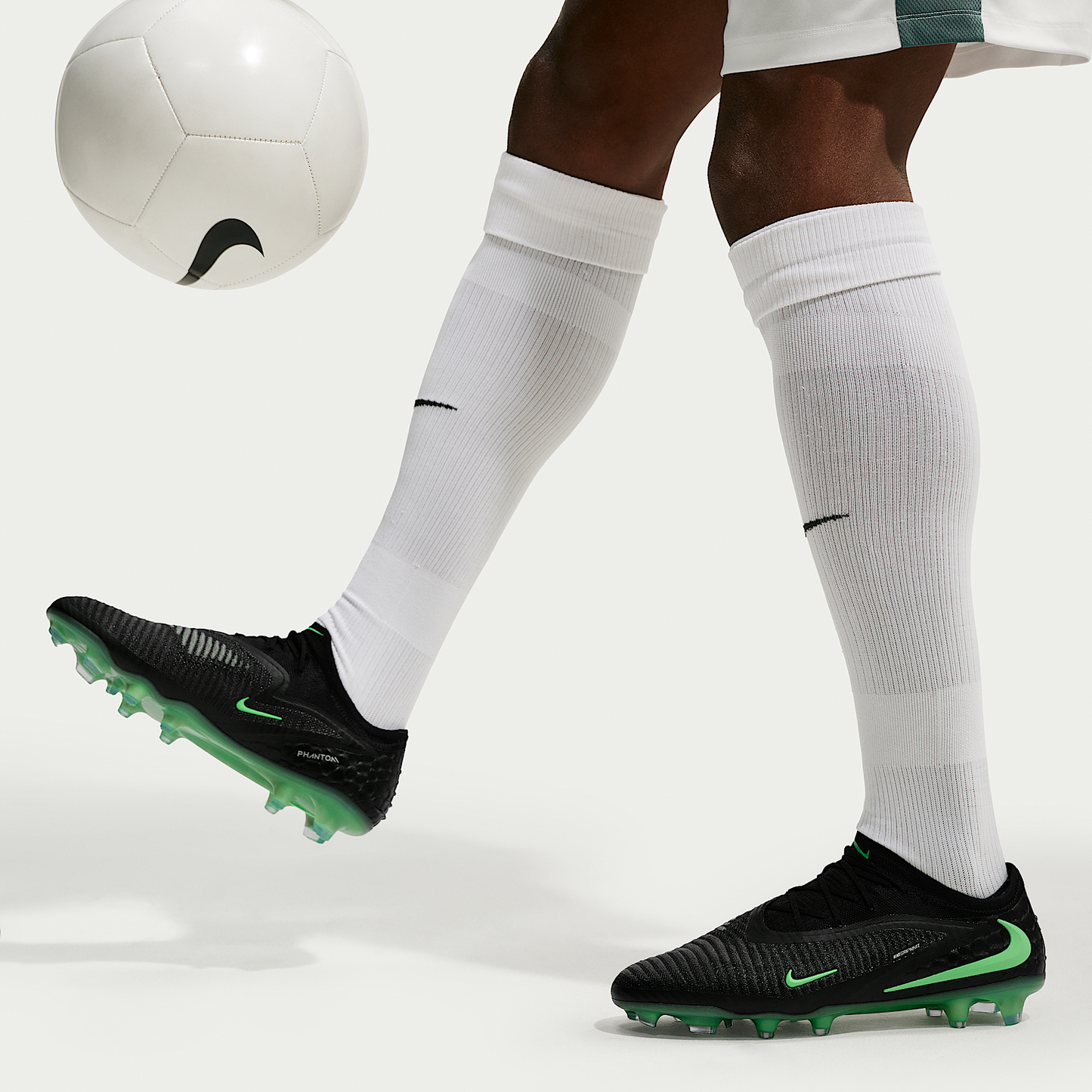 Nike Phantom 6 Low Elite