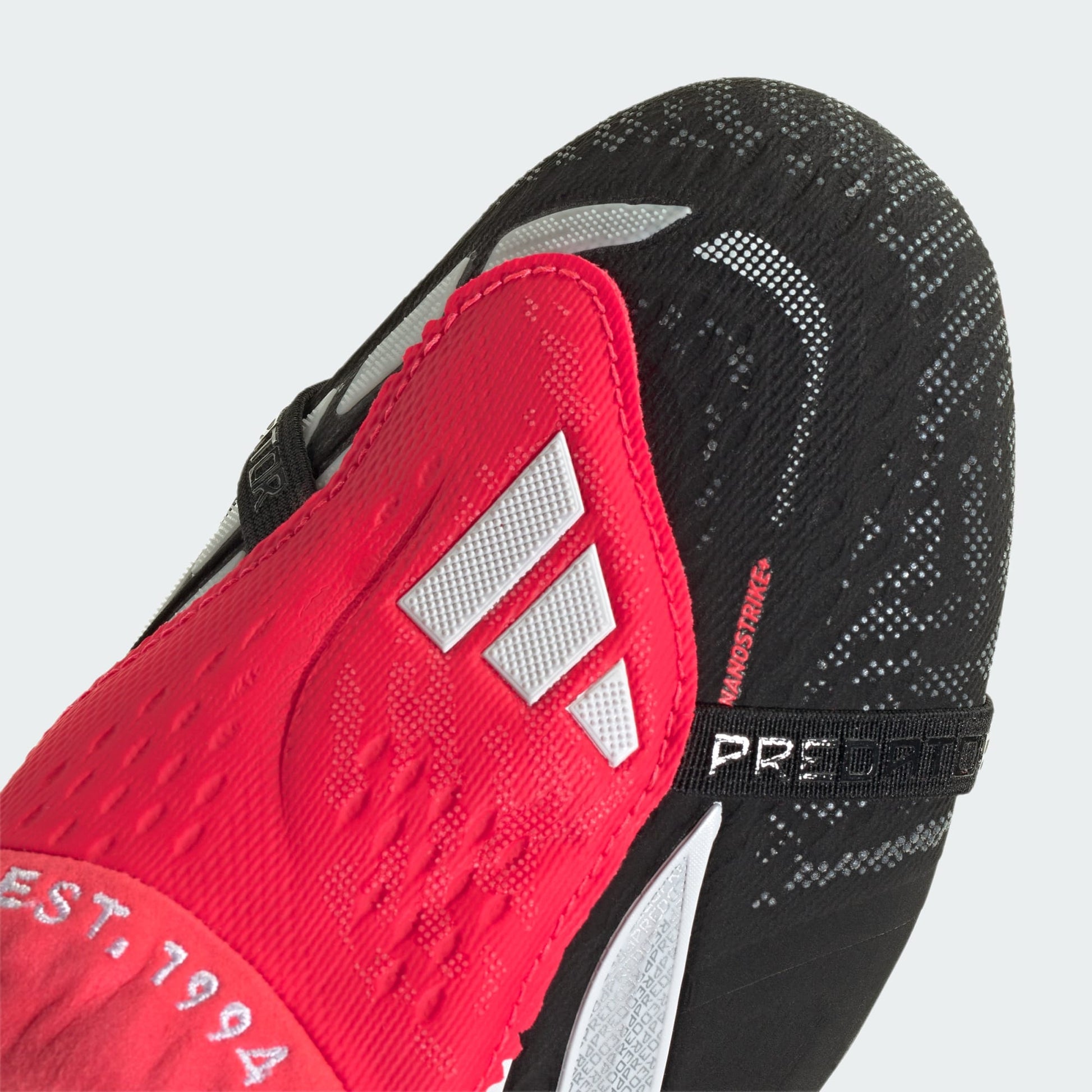 PREDATOR ELITE Fold-Over Tongue Soft Ground Football Boots