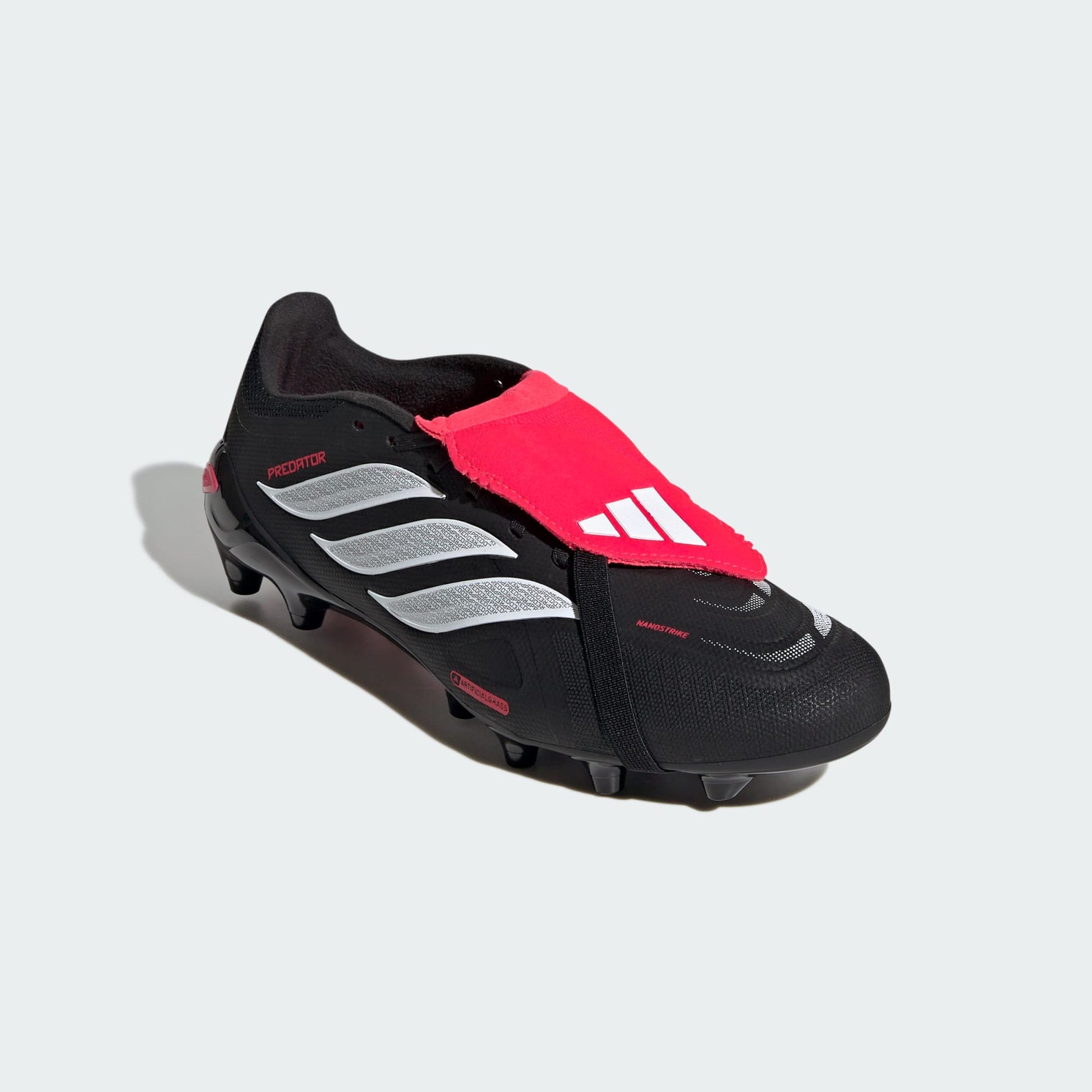 PREDATOR LEAGUE Fold-Over Tongue Artificial Ground Football Boots