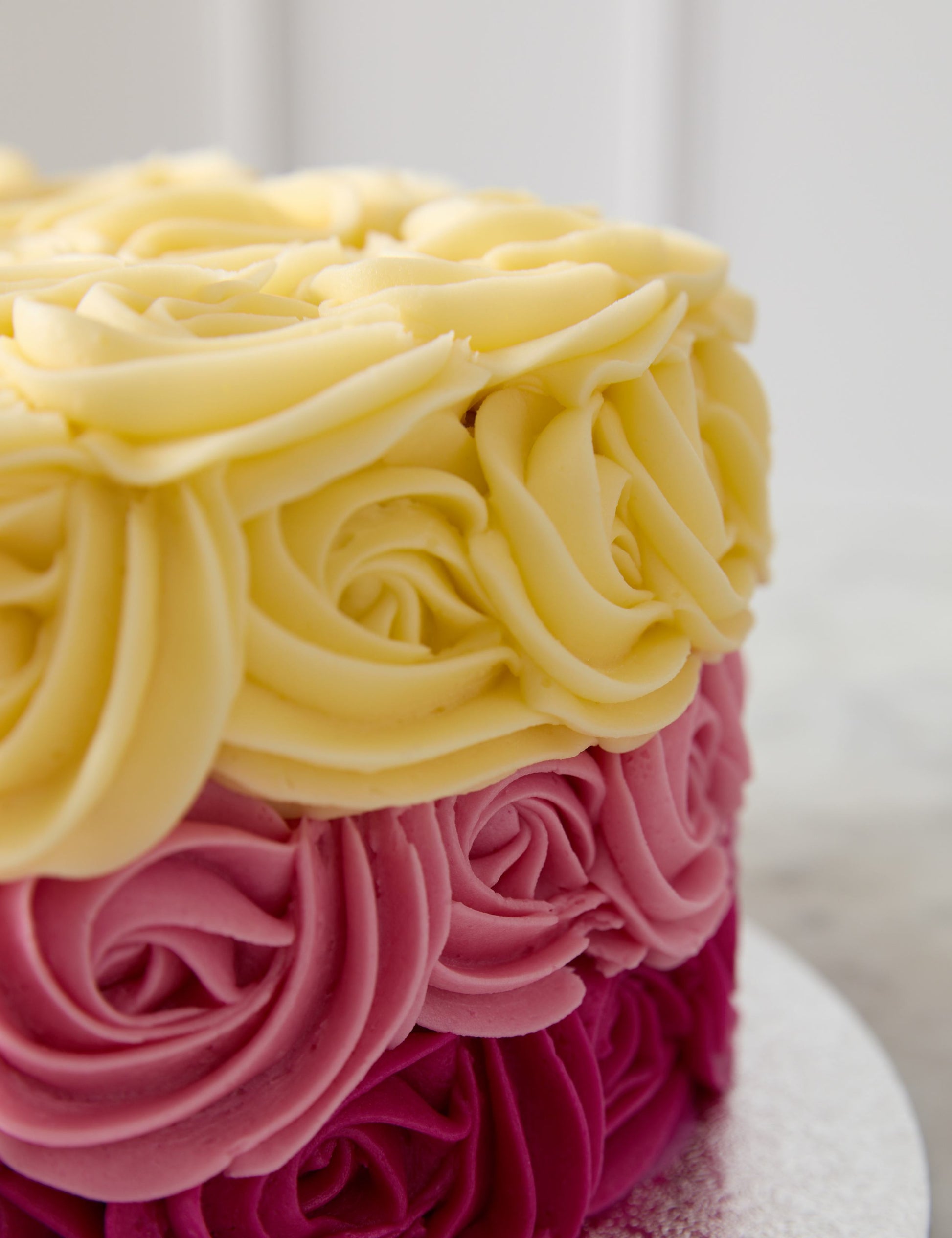 Personalised Piped Rose Sponge Cake (Serves 24)