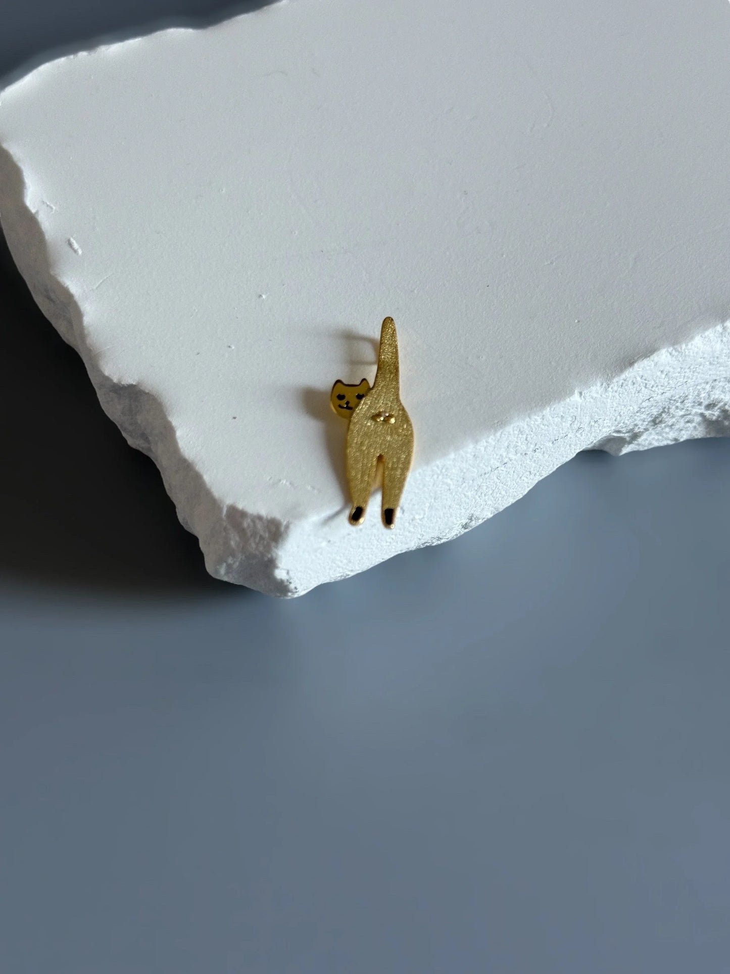 925 Sterling Silver Funny Cat Pendant  18K Gold Plated Cat Lover Gift - Interactive Group