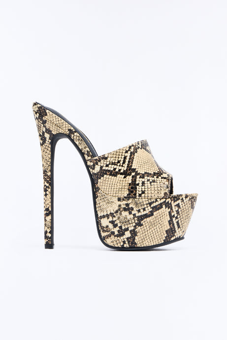 Sky High Stiletto High Heels - Tan/Multi