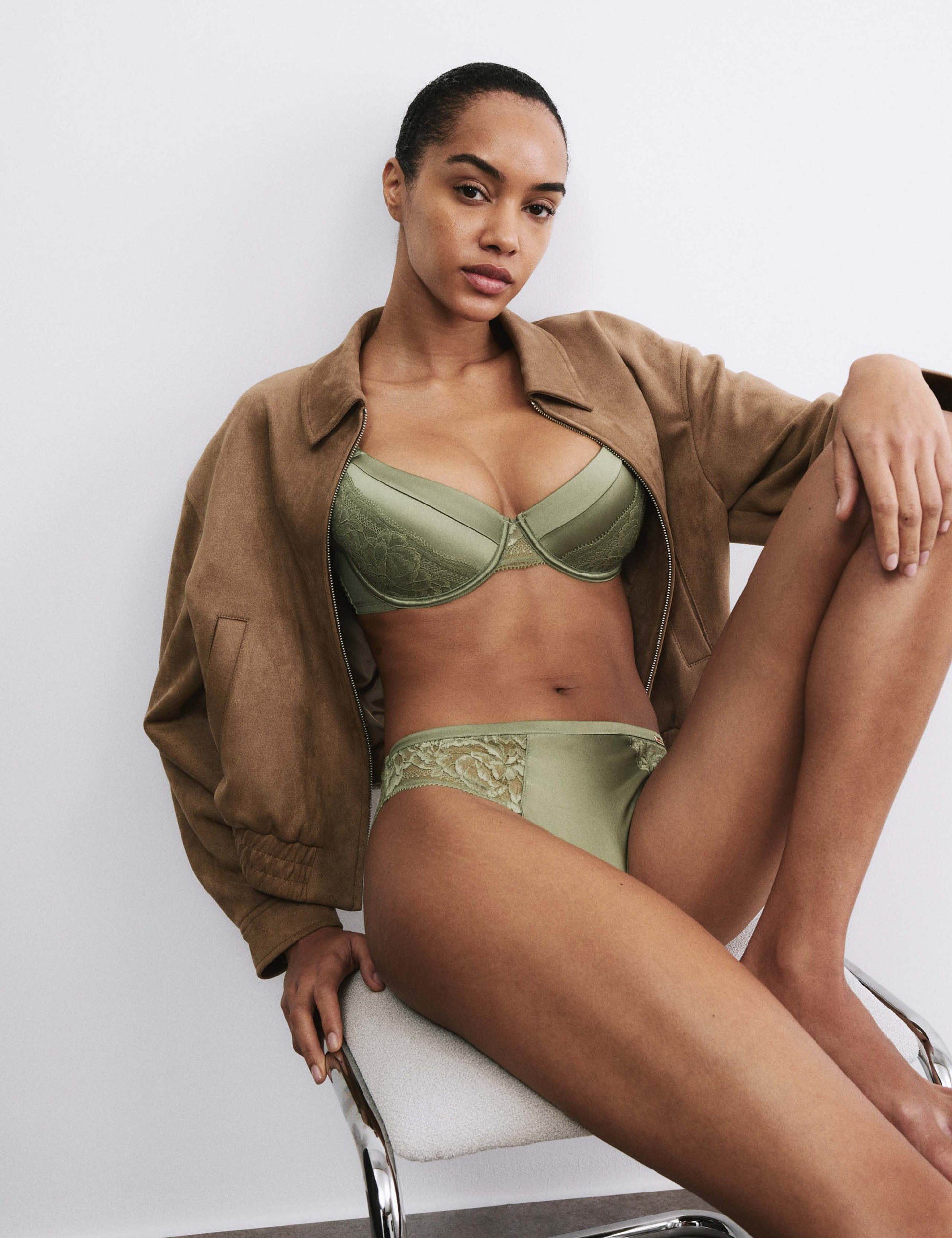 Silk & Lace Wired Scoop Demi Cup Bra (A-E)