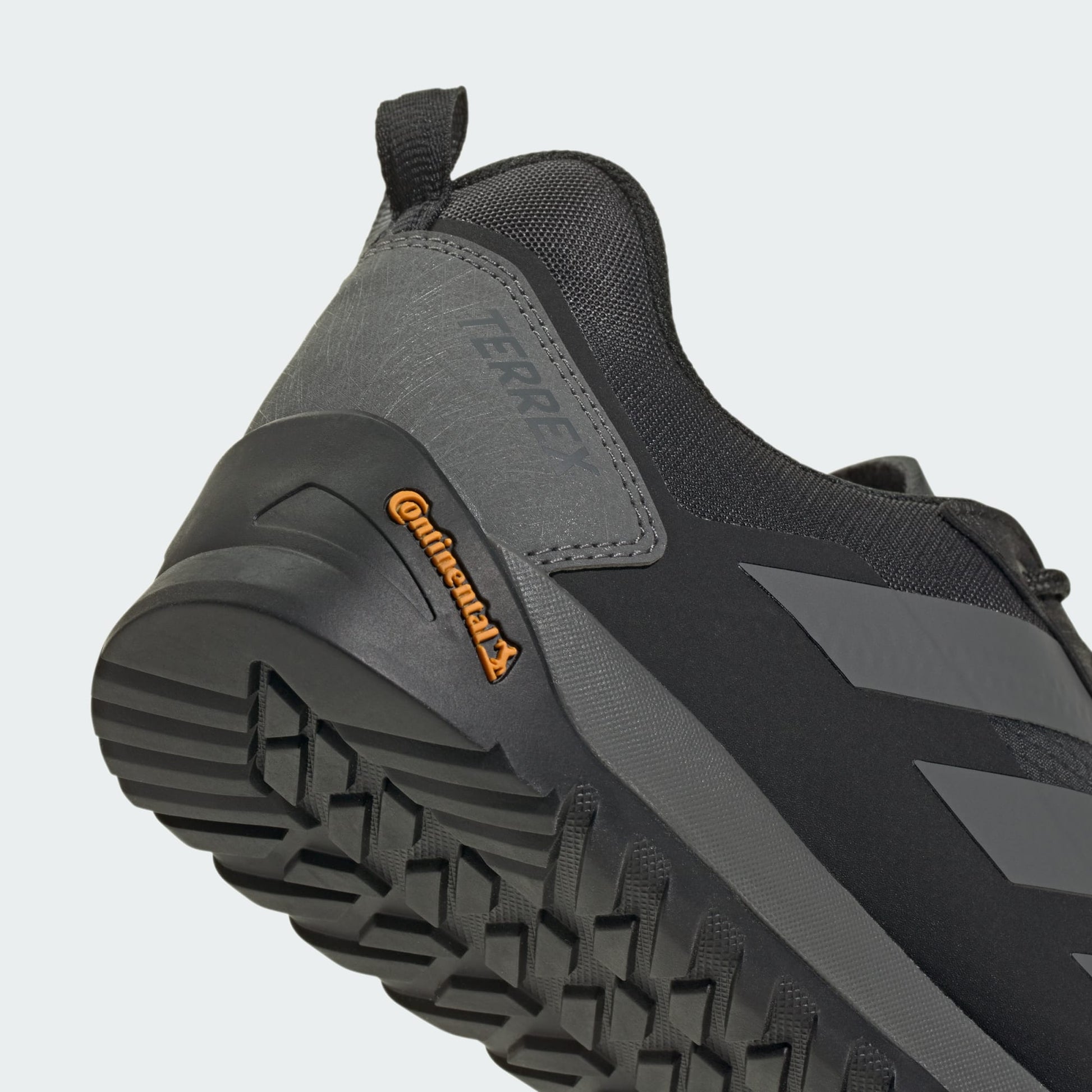 Terrex Skychaser Solo Approach Shoes