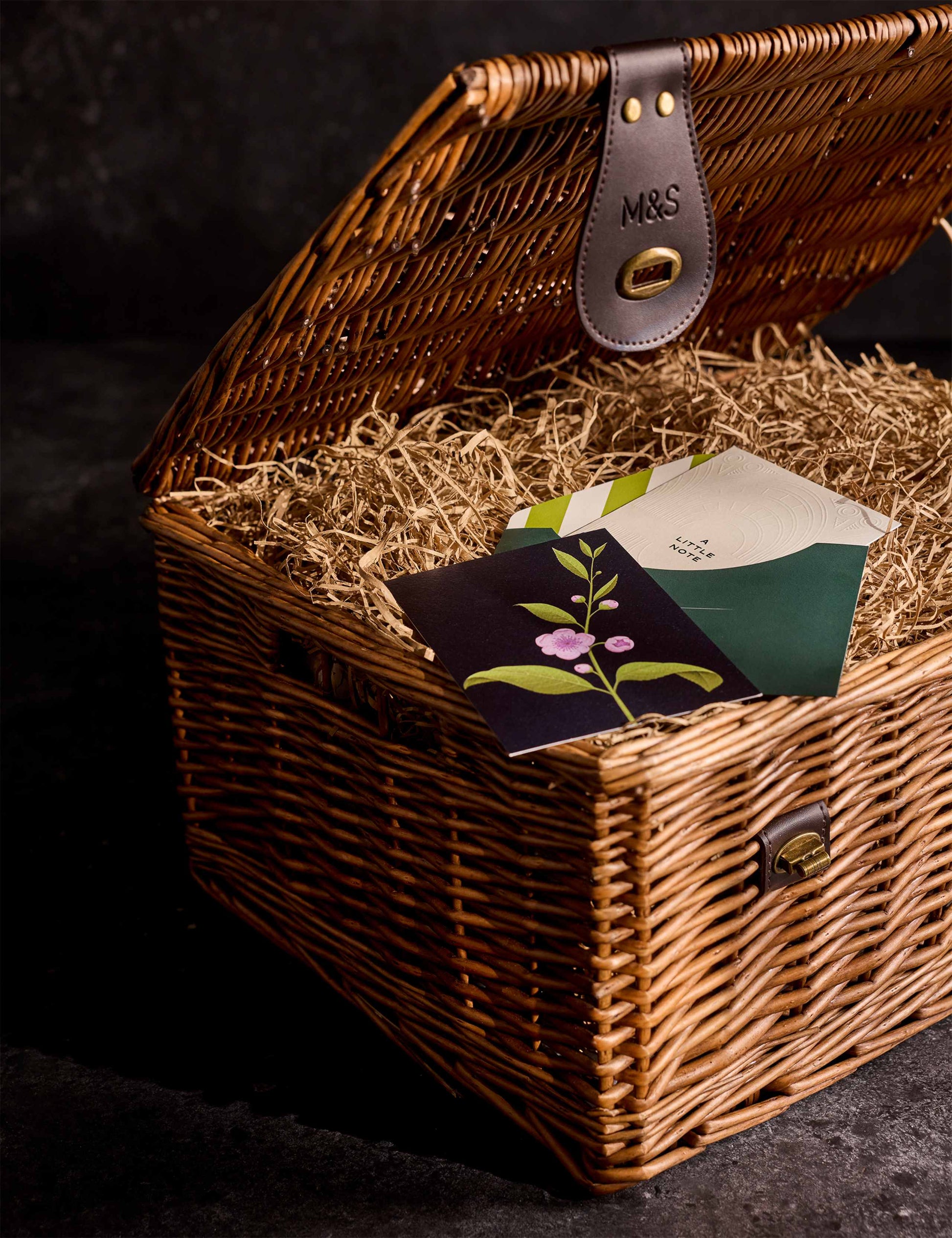 The M&S Collection Deluxe Hamper