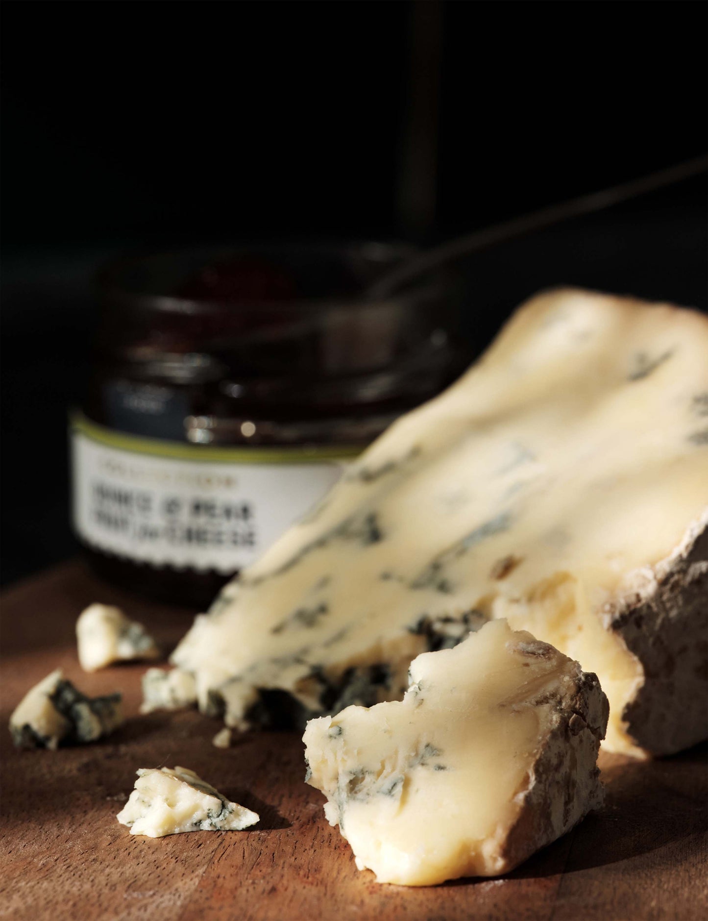 The Red Wine & Cheese Gift