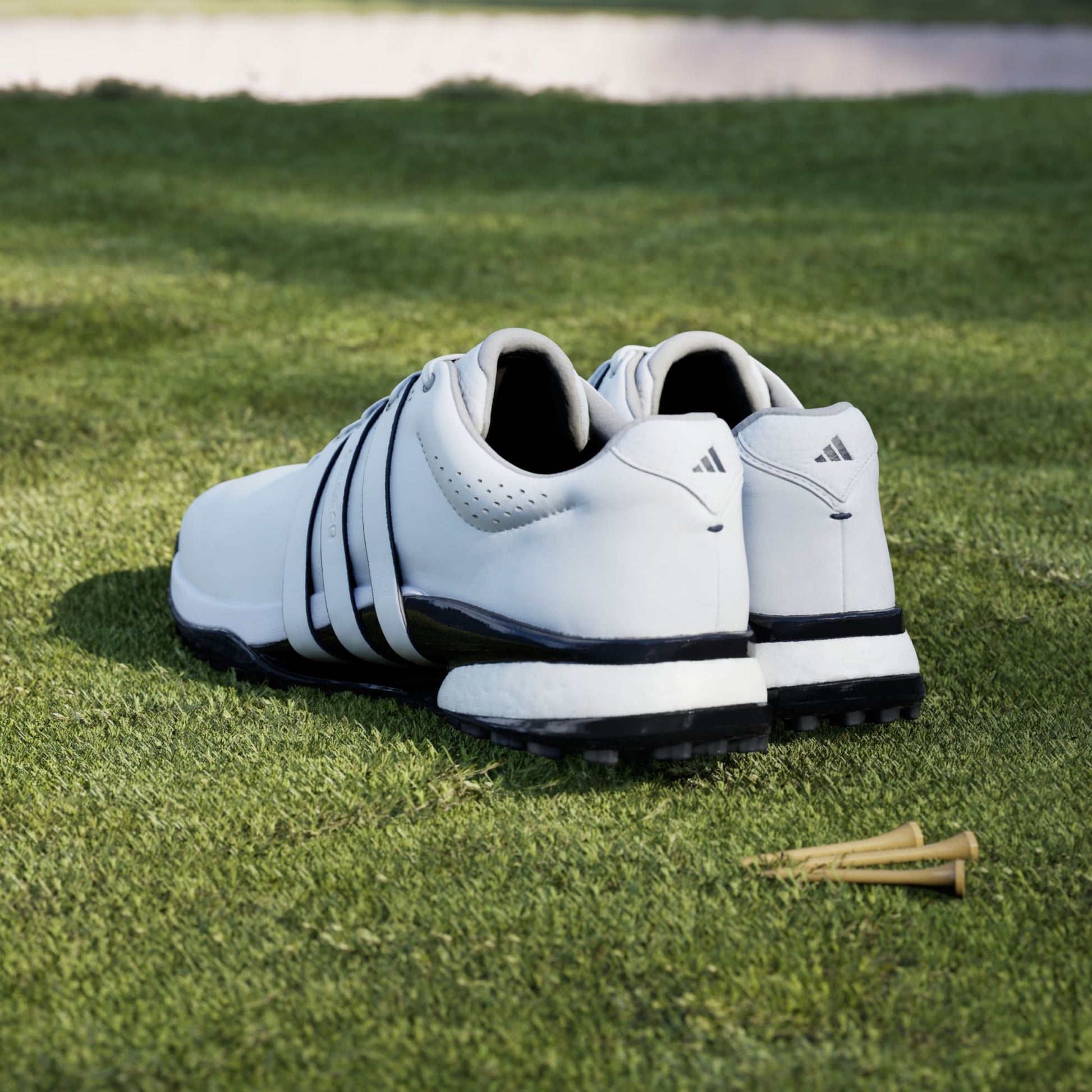 Tour360 25 Spikeless Golf Shoes