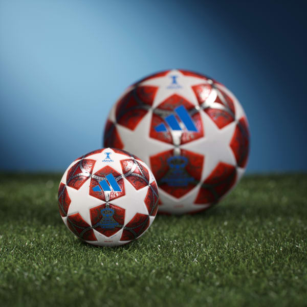 UEFA WOMENS CHAMPIONS LEAGUE MINI BALL