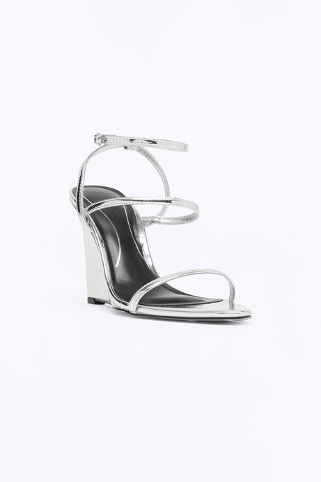 Kasaandra Pointed Wedges