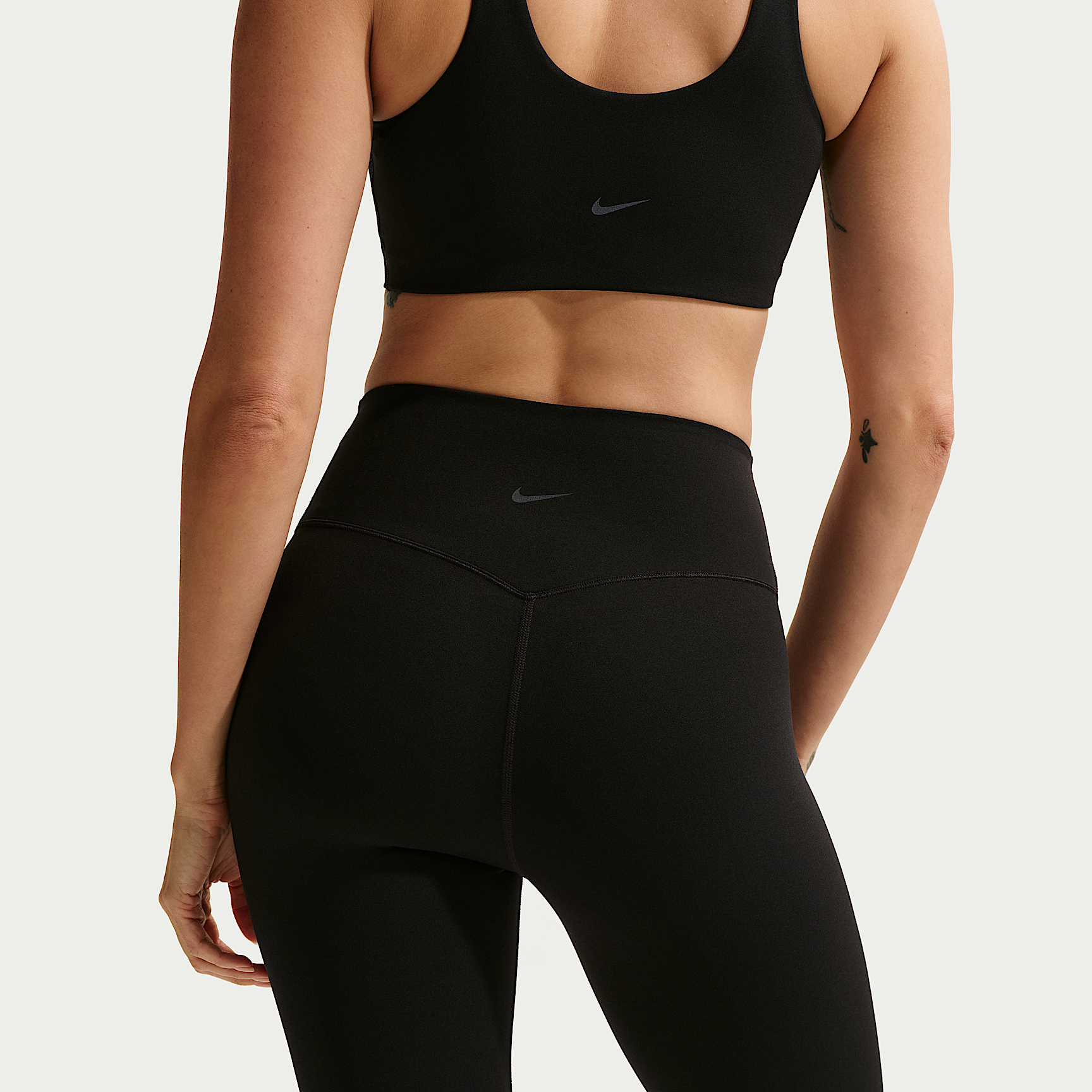 Nike Zenvy