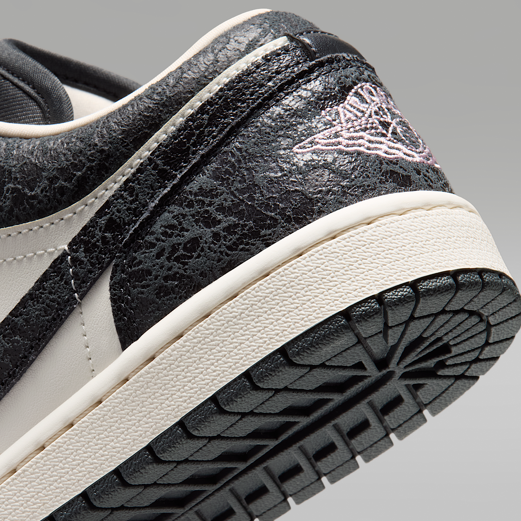 Air Jordan 1 Low SE