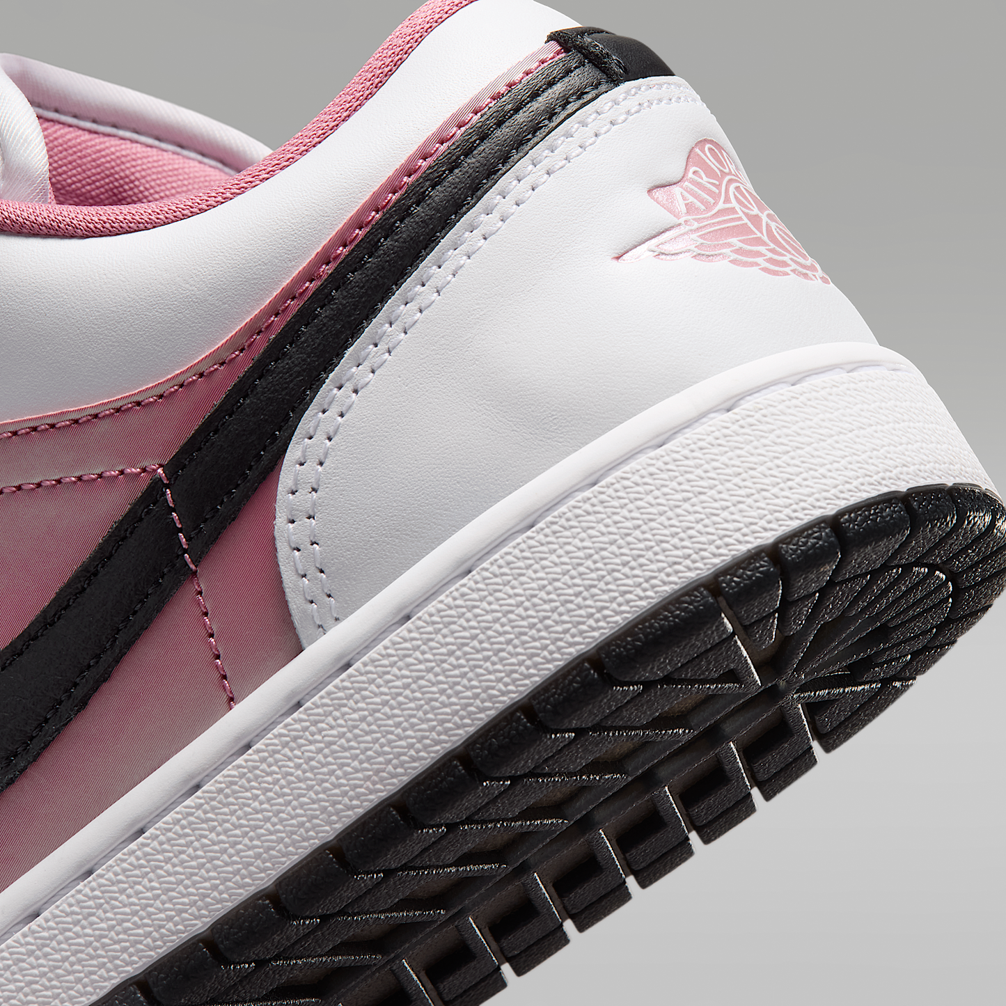 Air Jordan 1 Low SE