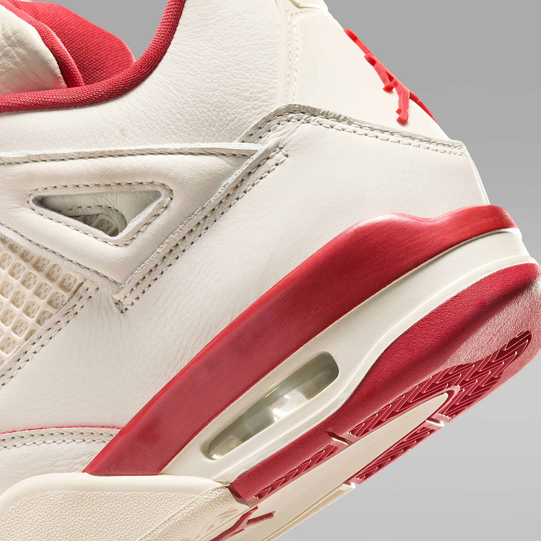 Air Jordan 4 Retro 'Pale Ivory and Tough Red'