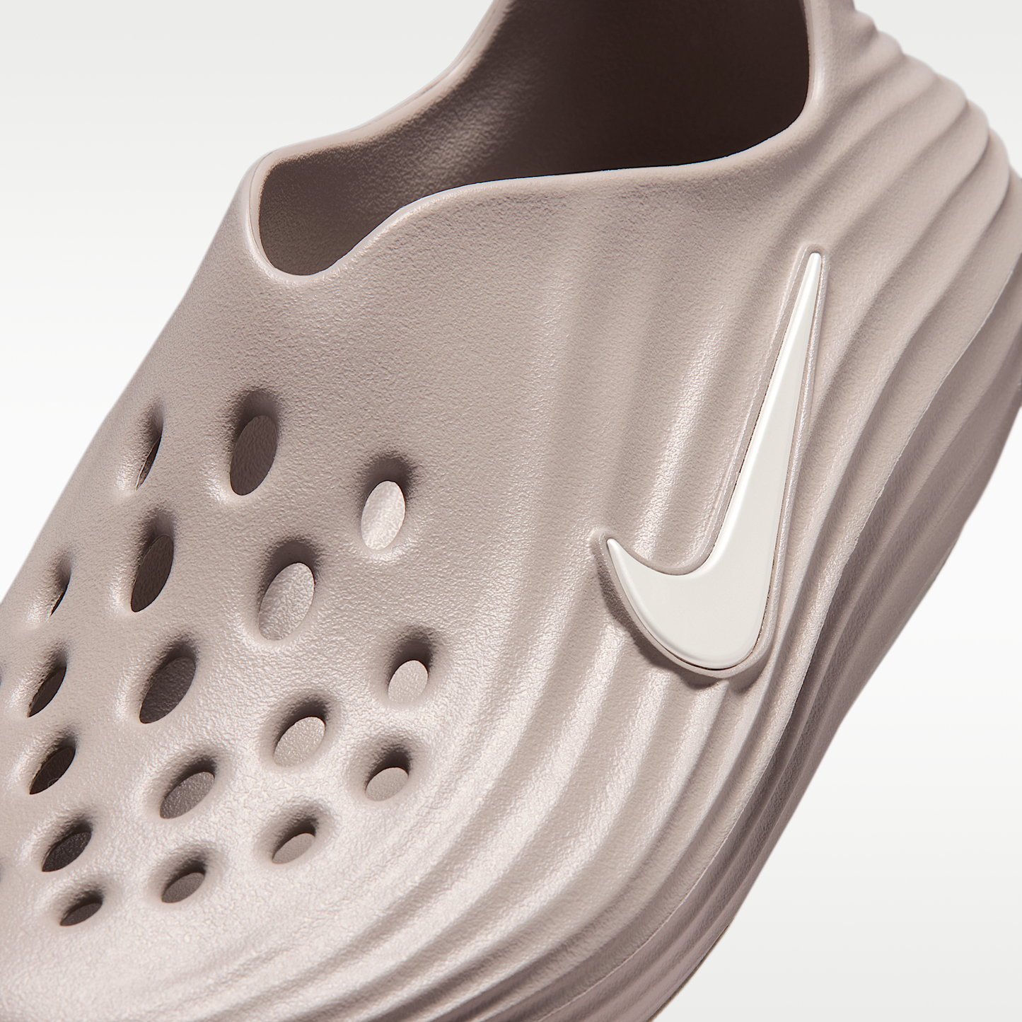 Nike ReactX Rejuven8