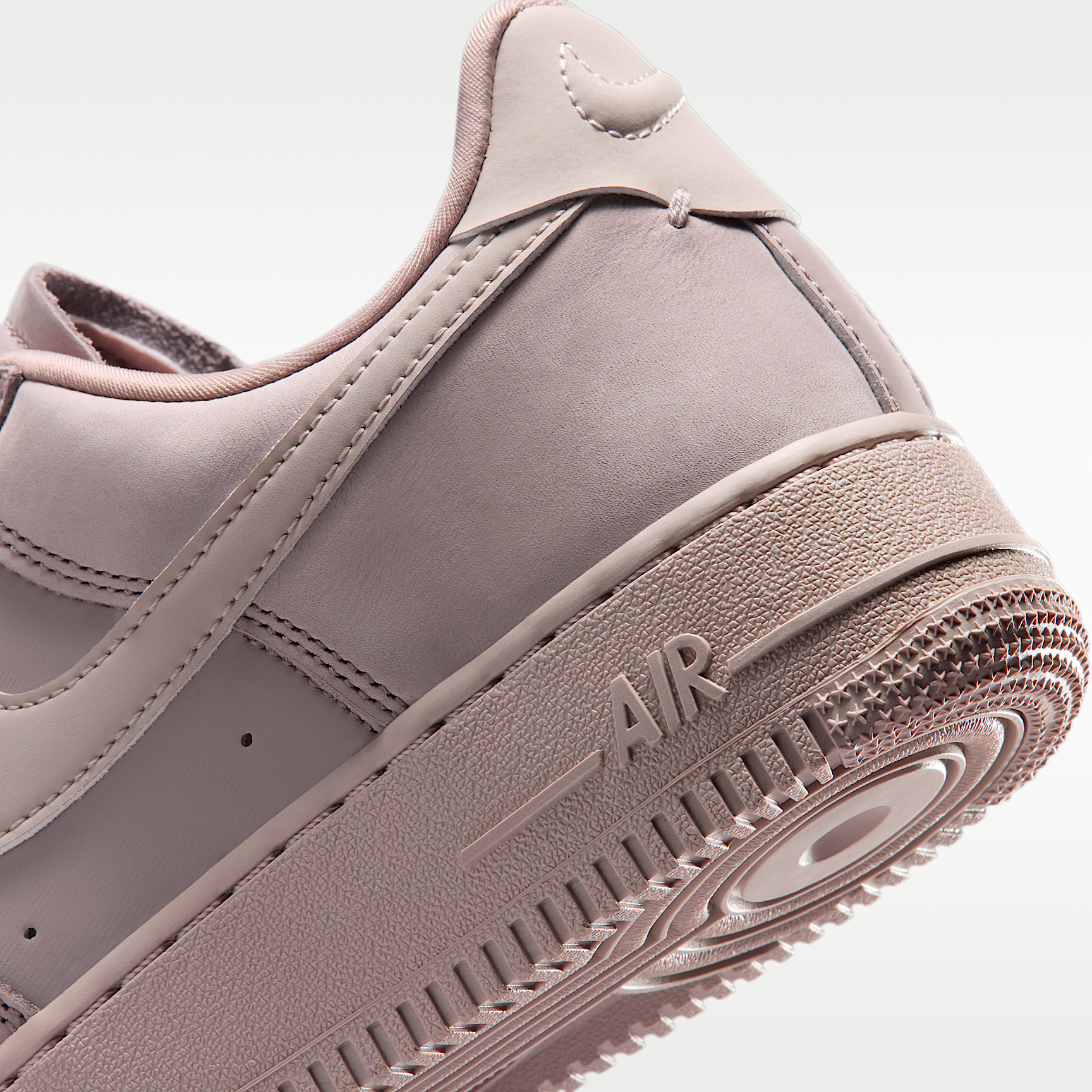 Nike Air Force 1 Retro Premium