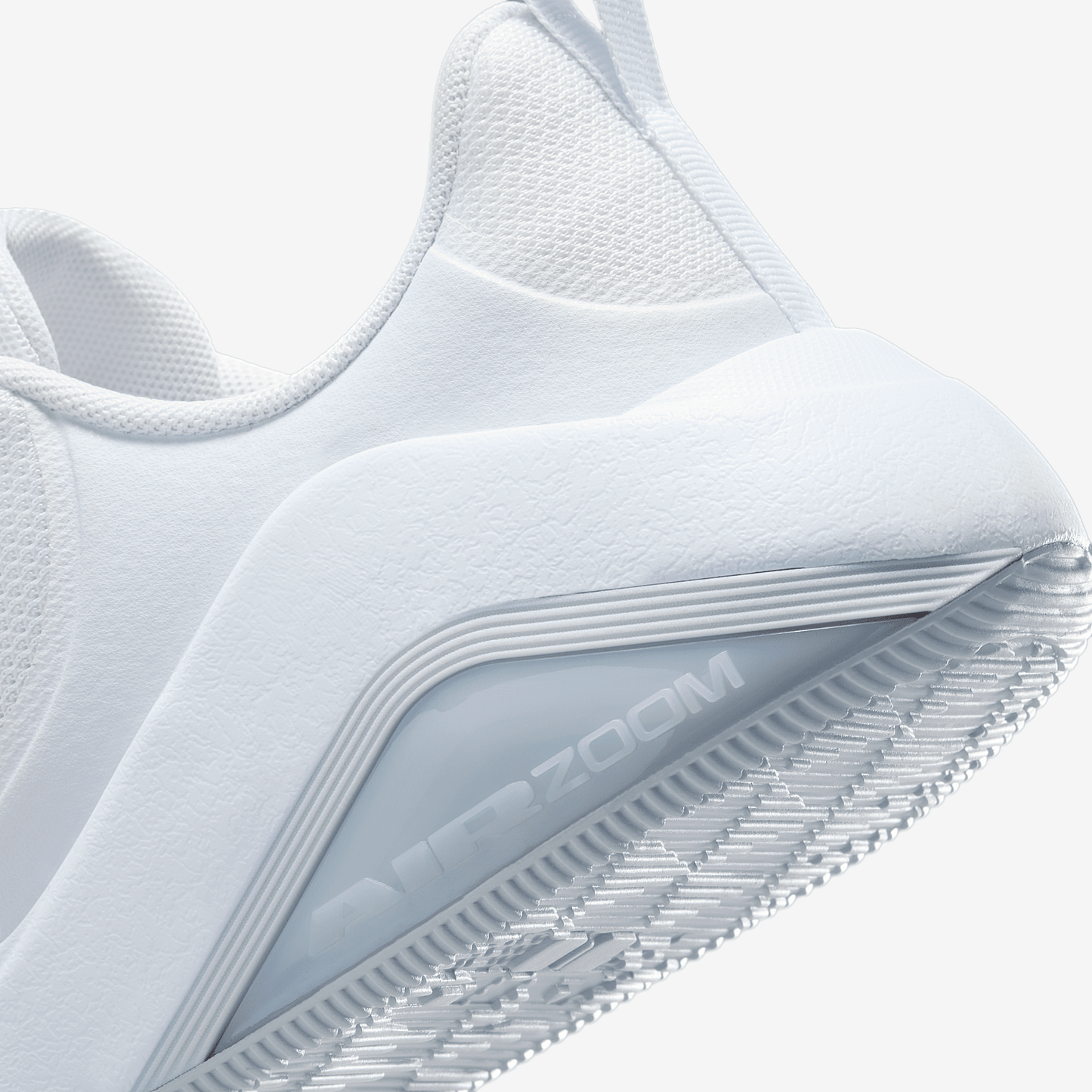 Nike Bella 7