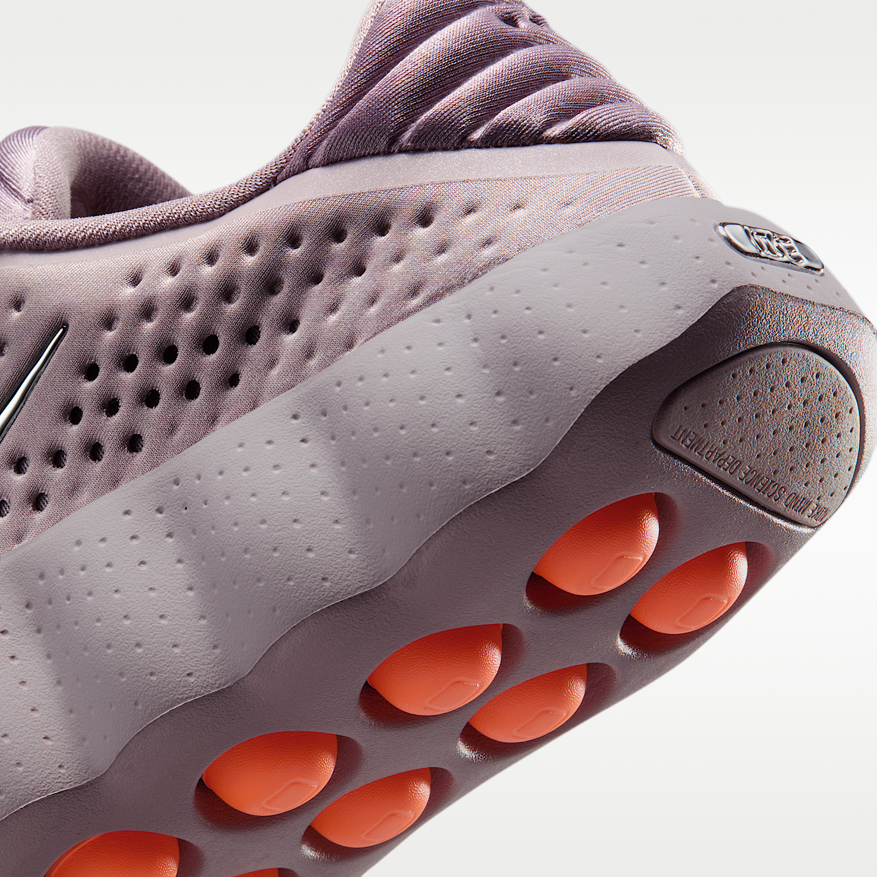 Nike Mind 002
