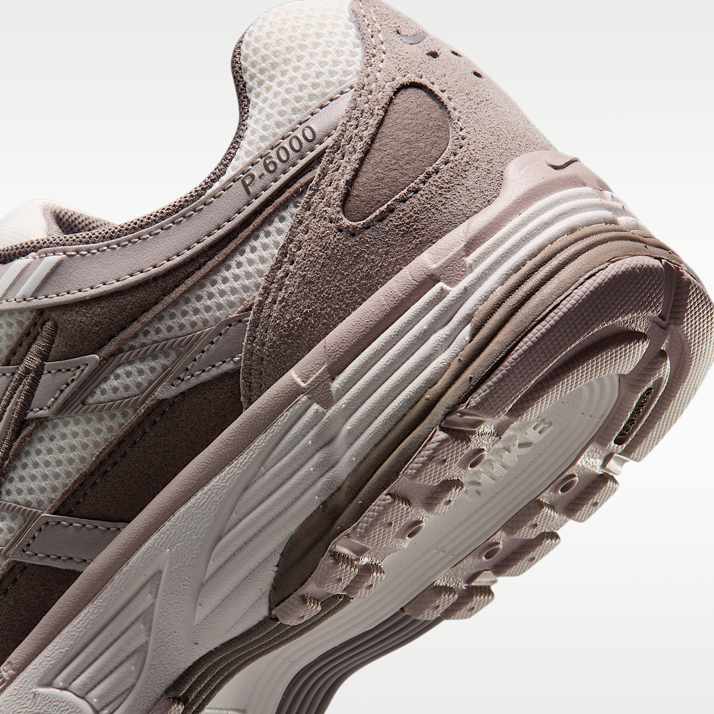 Nike P-6000