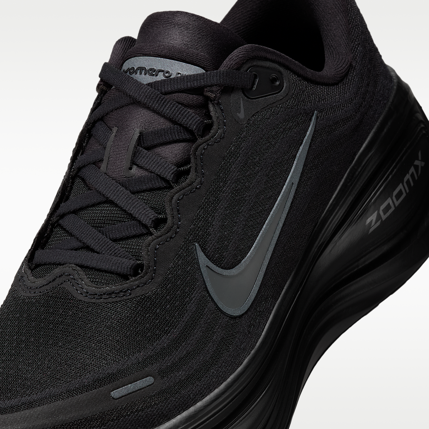 Nike Vomero Plus