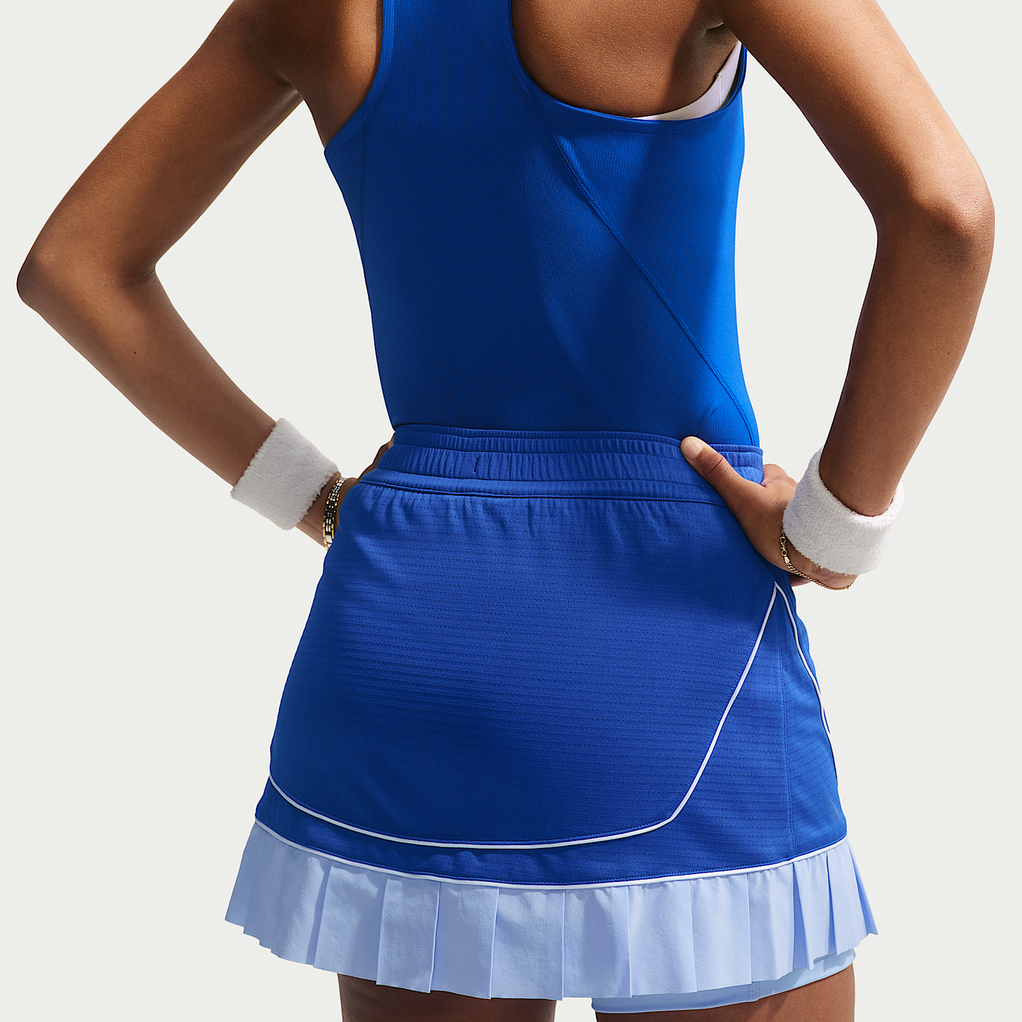 NikeCourt Advantage