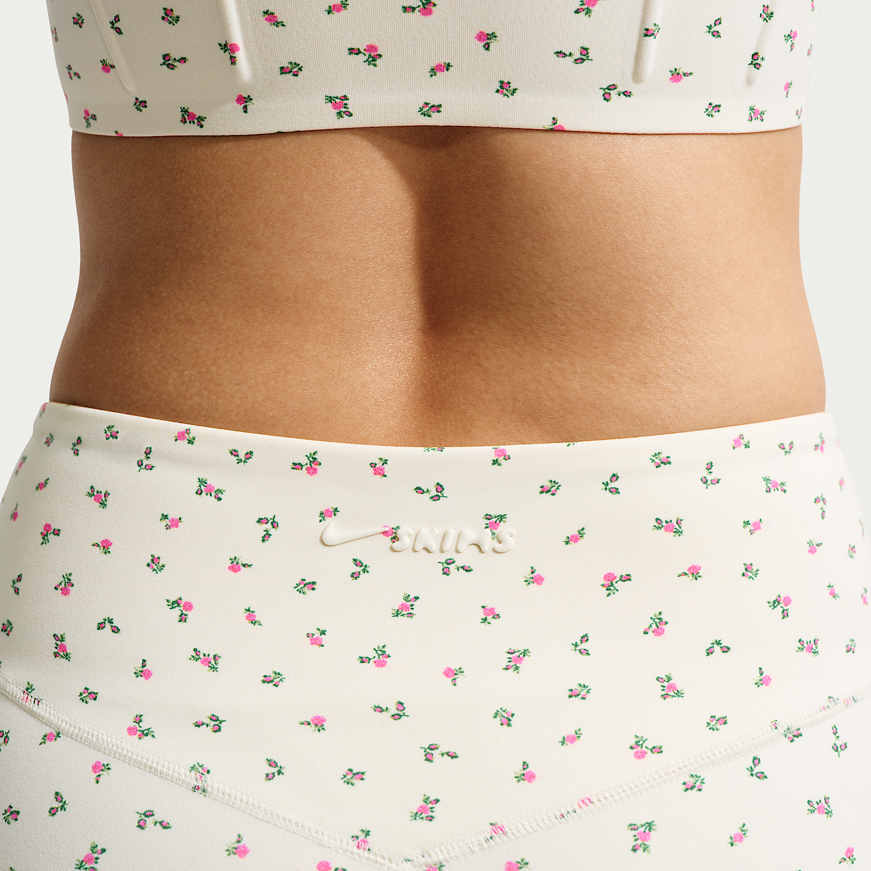 NikeSKIMS Matte Women's Printed High-Waisted Cropped 43cm (approx.) Leggings