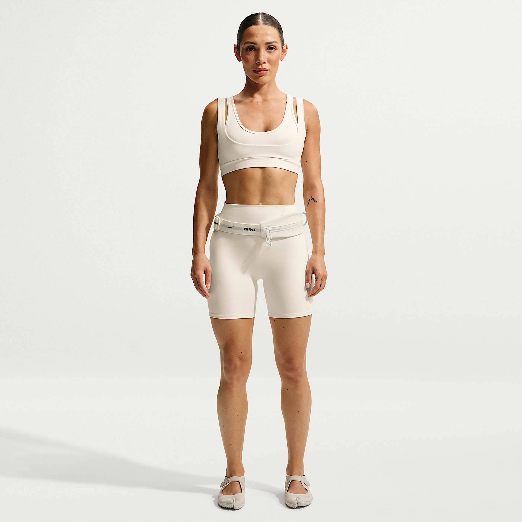 NikeSKIMS Matte Women's High-Waisted 12.5cm (approx.) Biker Shorts