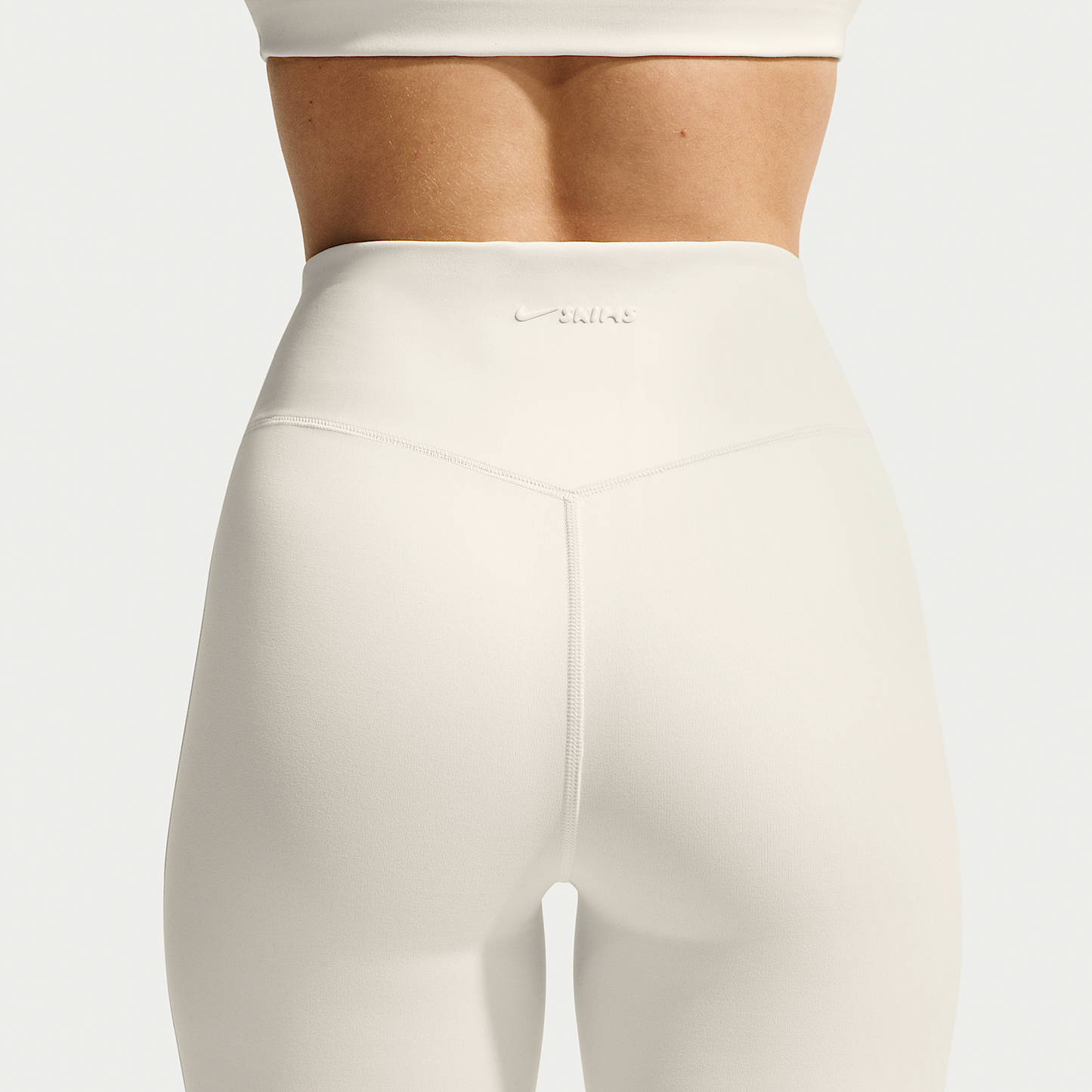 NikeSKIMS Matte Women's High-Waisted Slim Flared Leggings