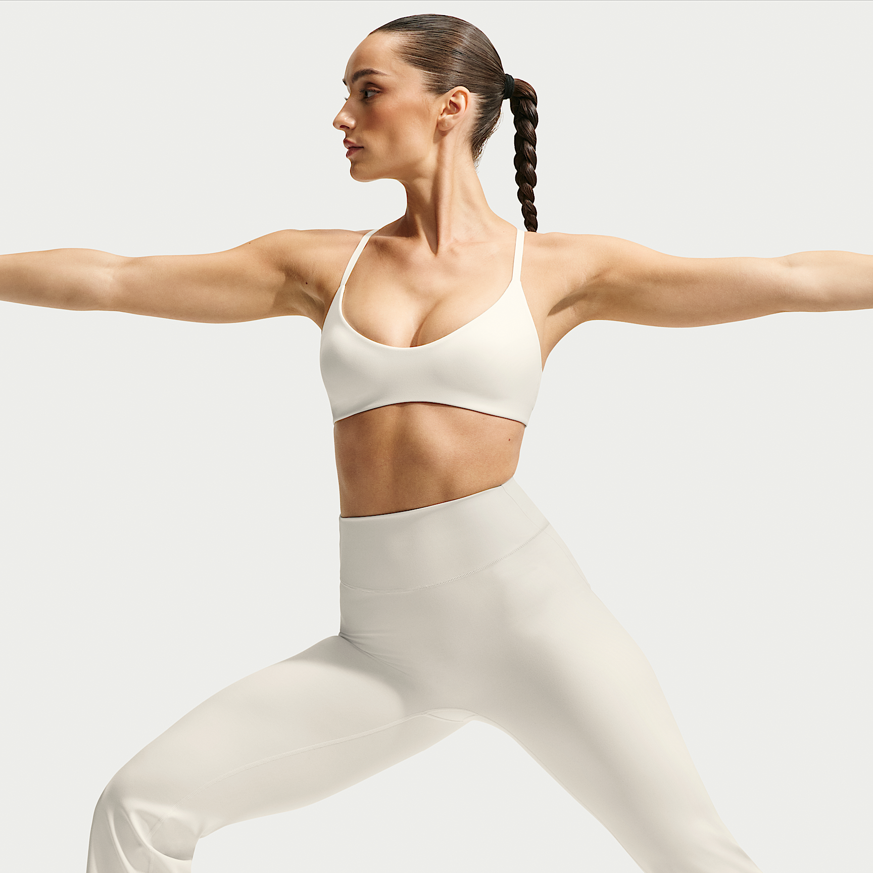 NikeSKIMS Matte Women's High-Waisted Slim Flared Leggings