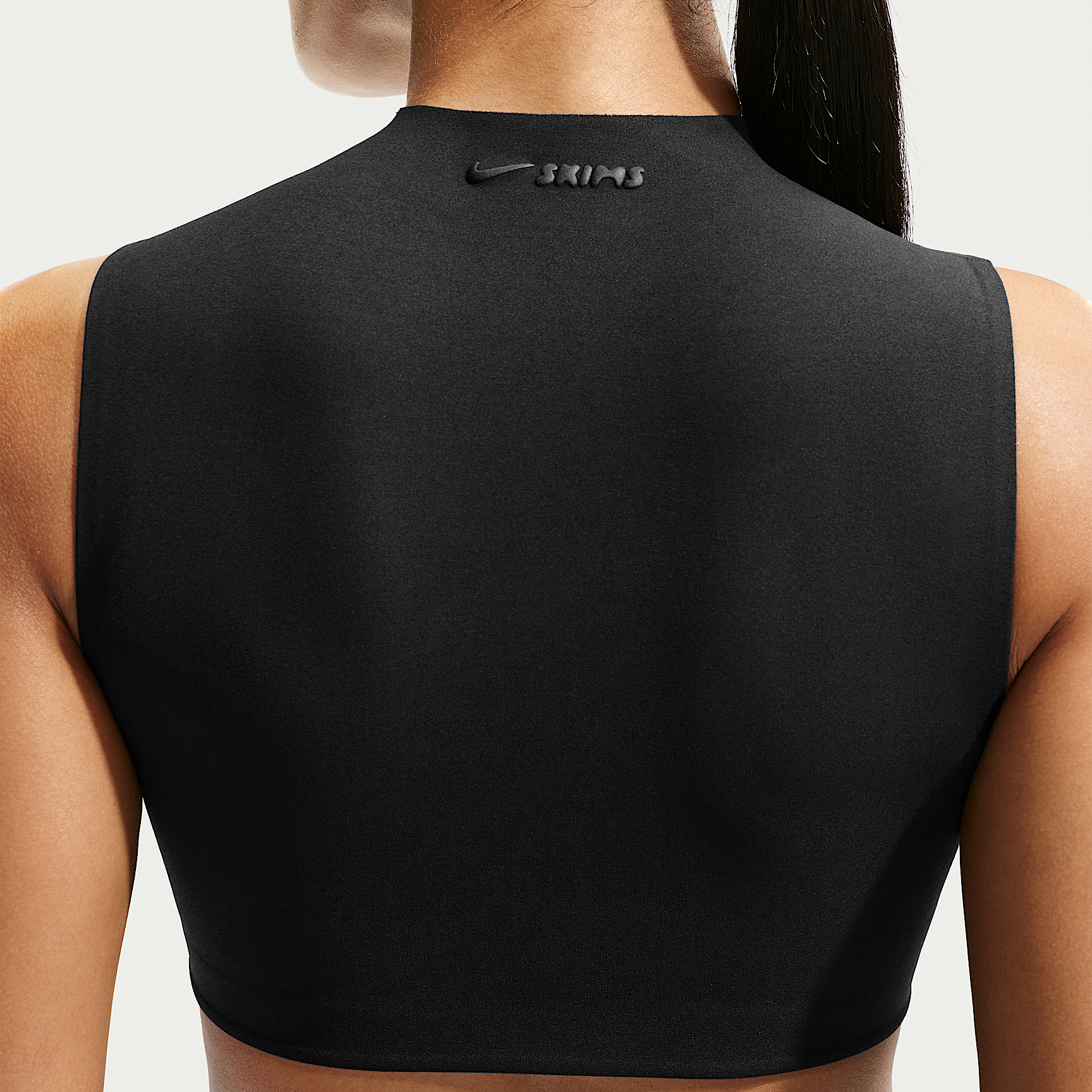 NikeSKIMS Studio Stretch Women's Light-Support Mock-Neck Sports Bra