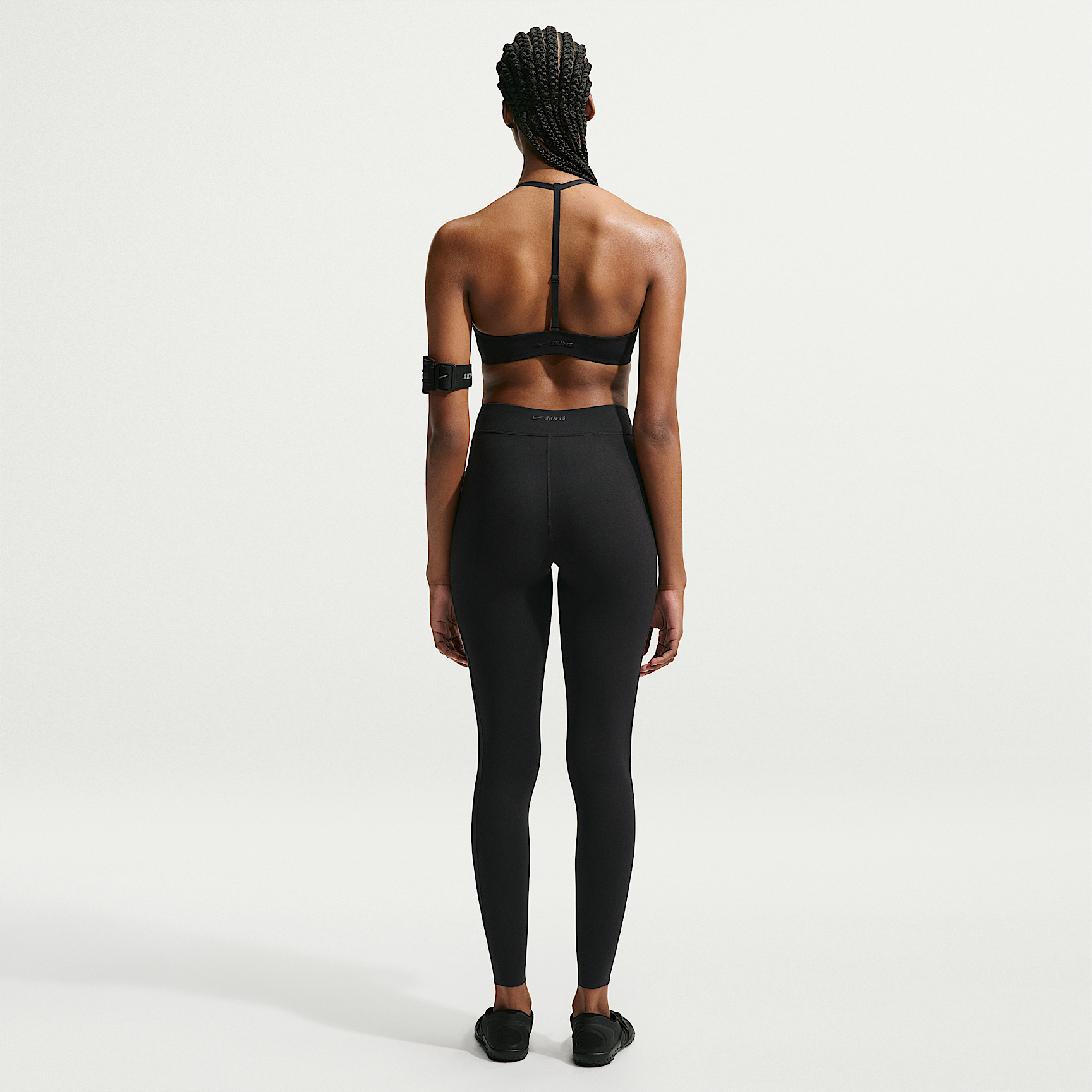 NikeSKIMS Studio Stretch Women's Triangle Sports Bra