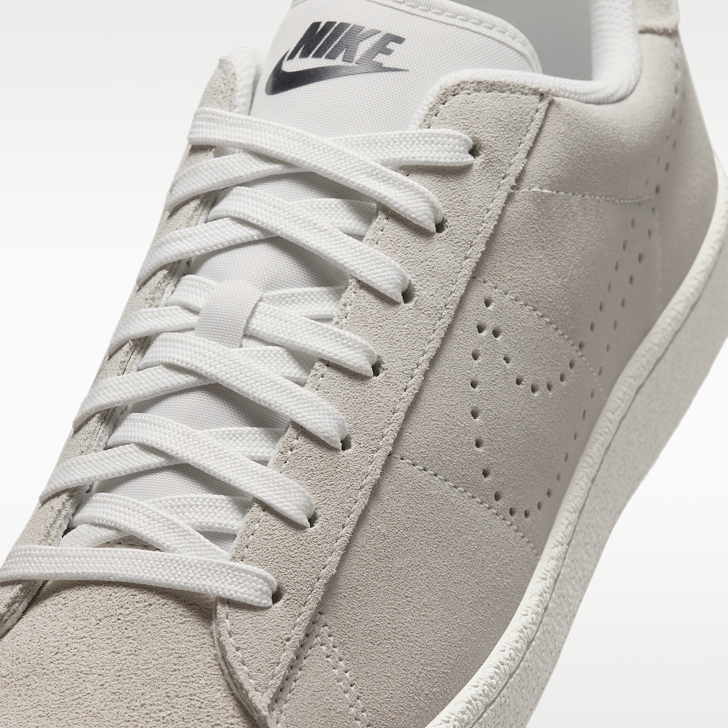 Nike Tennis Classic
