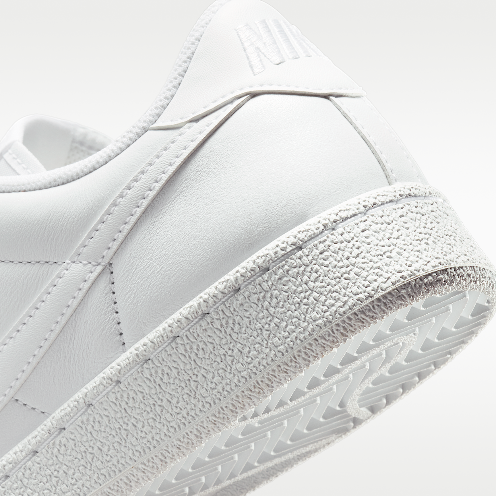 Nike Tennis Classic