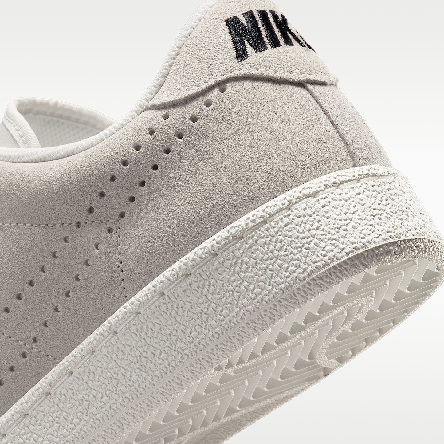 Nike Tennis Classic