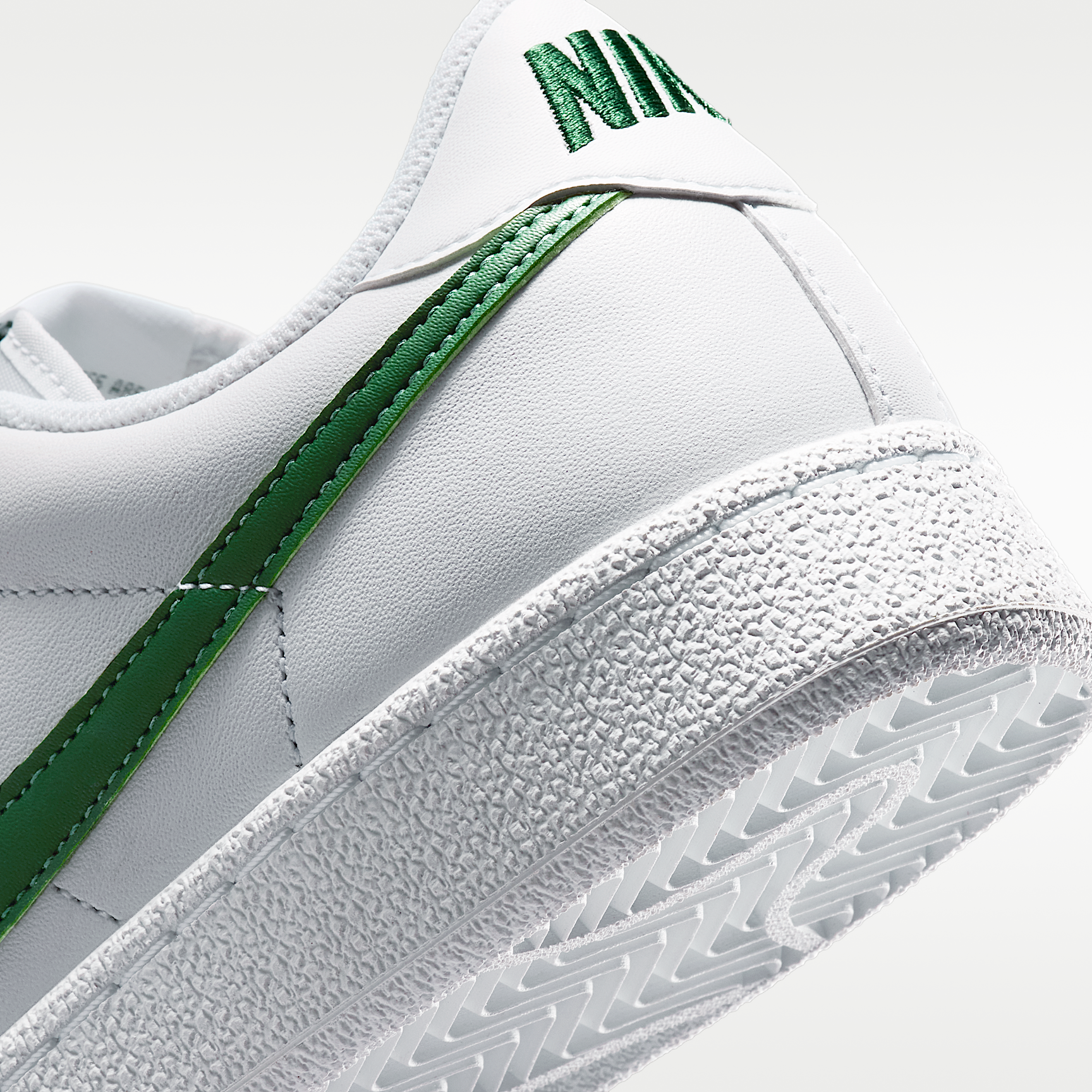 Nike Tennis Classic