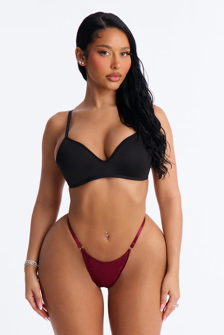 Nova Shiny Smooth Lace Trim Thong
