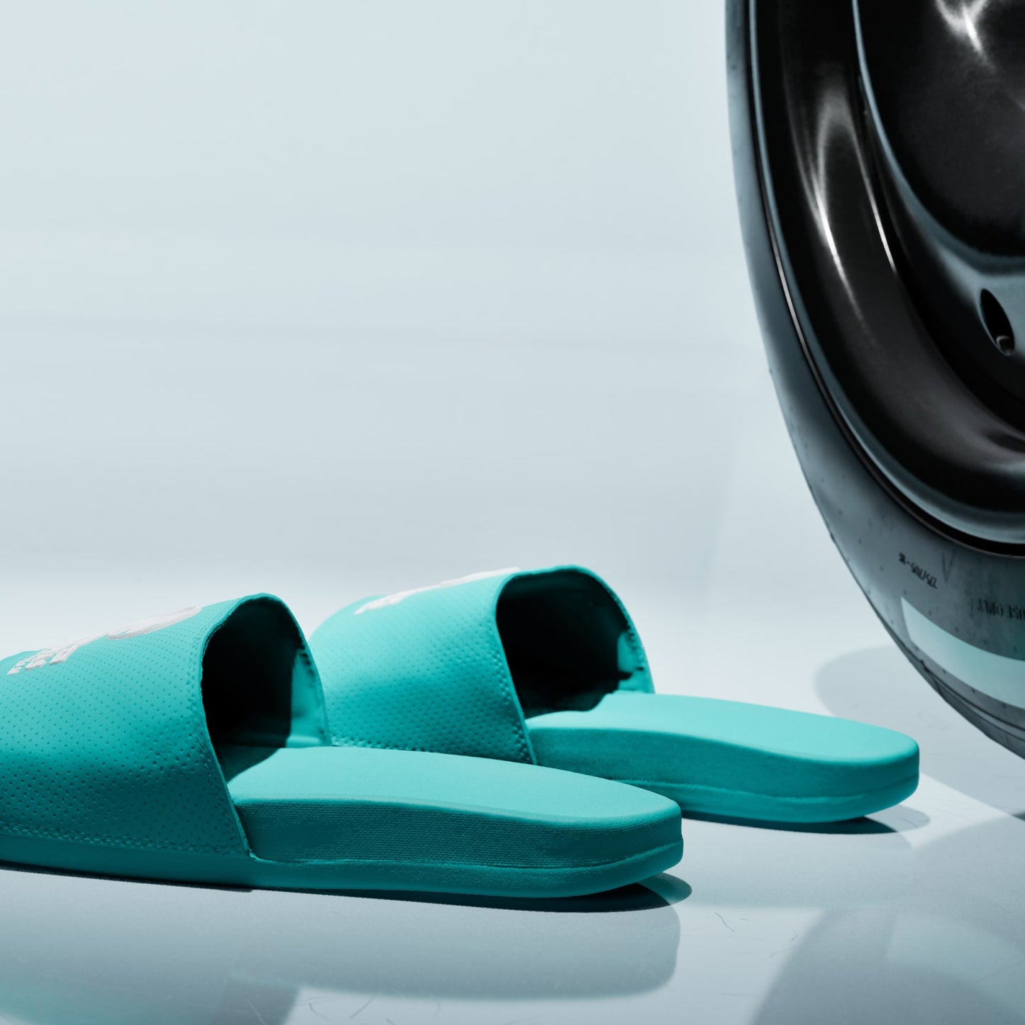 adilette Comfort MER Slides