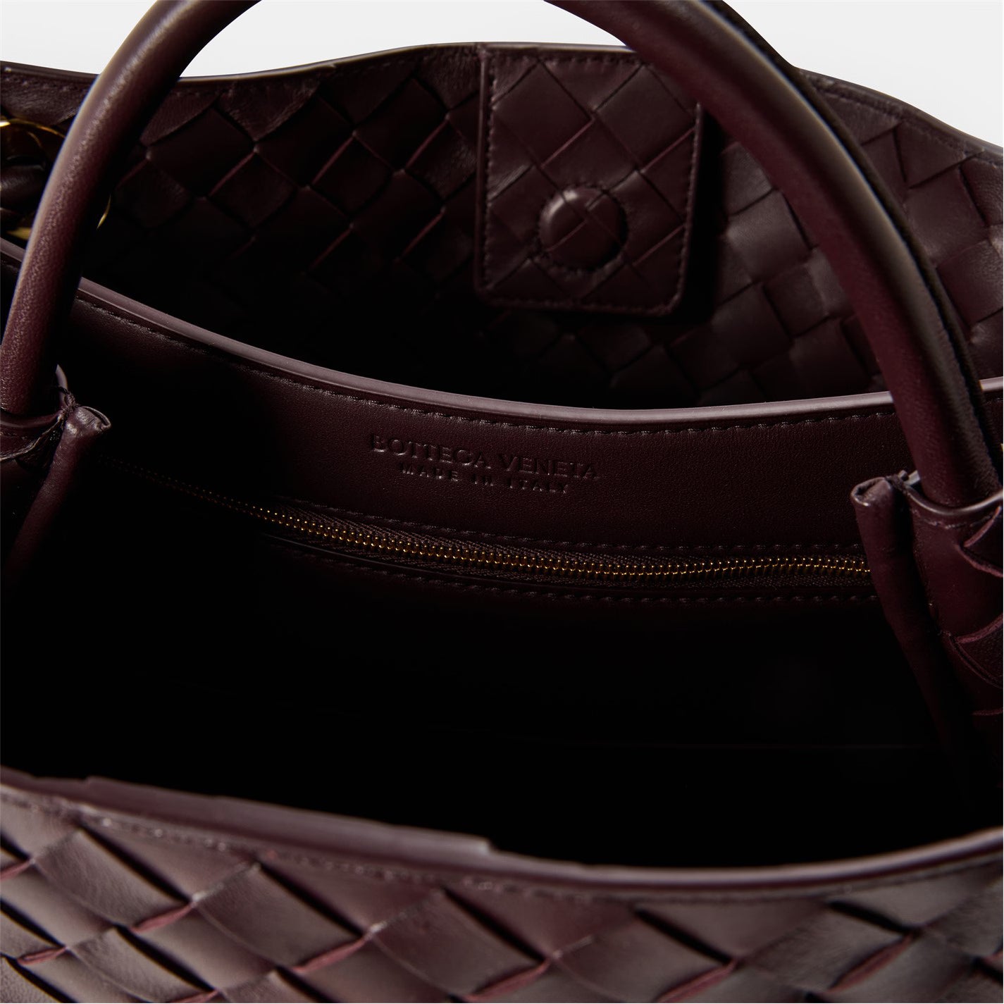 BOTTEGA VENETA Medium Andiamo Tote Bag