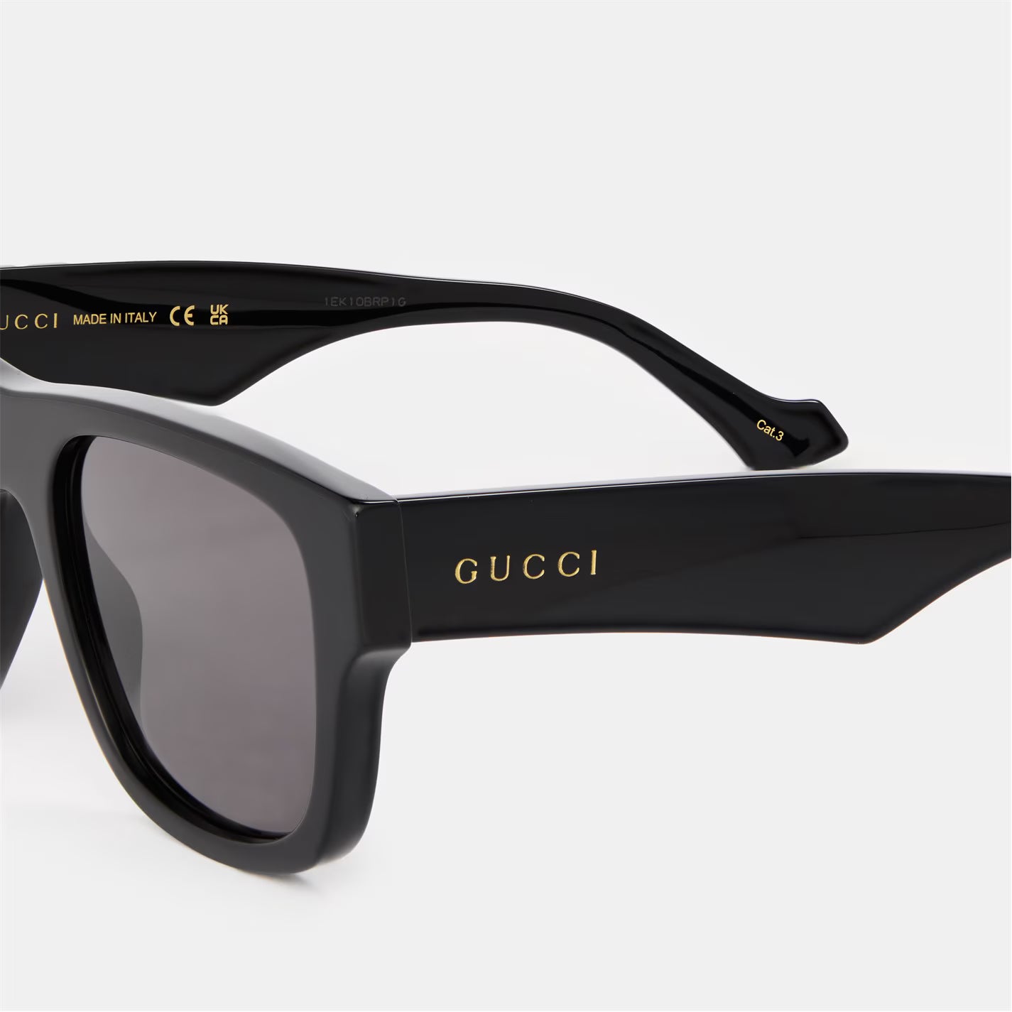 GUCCI Wayfarer Sunglasses